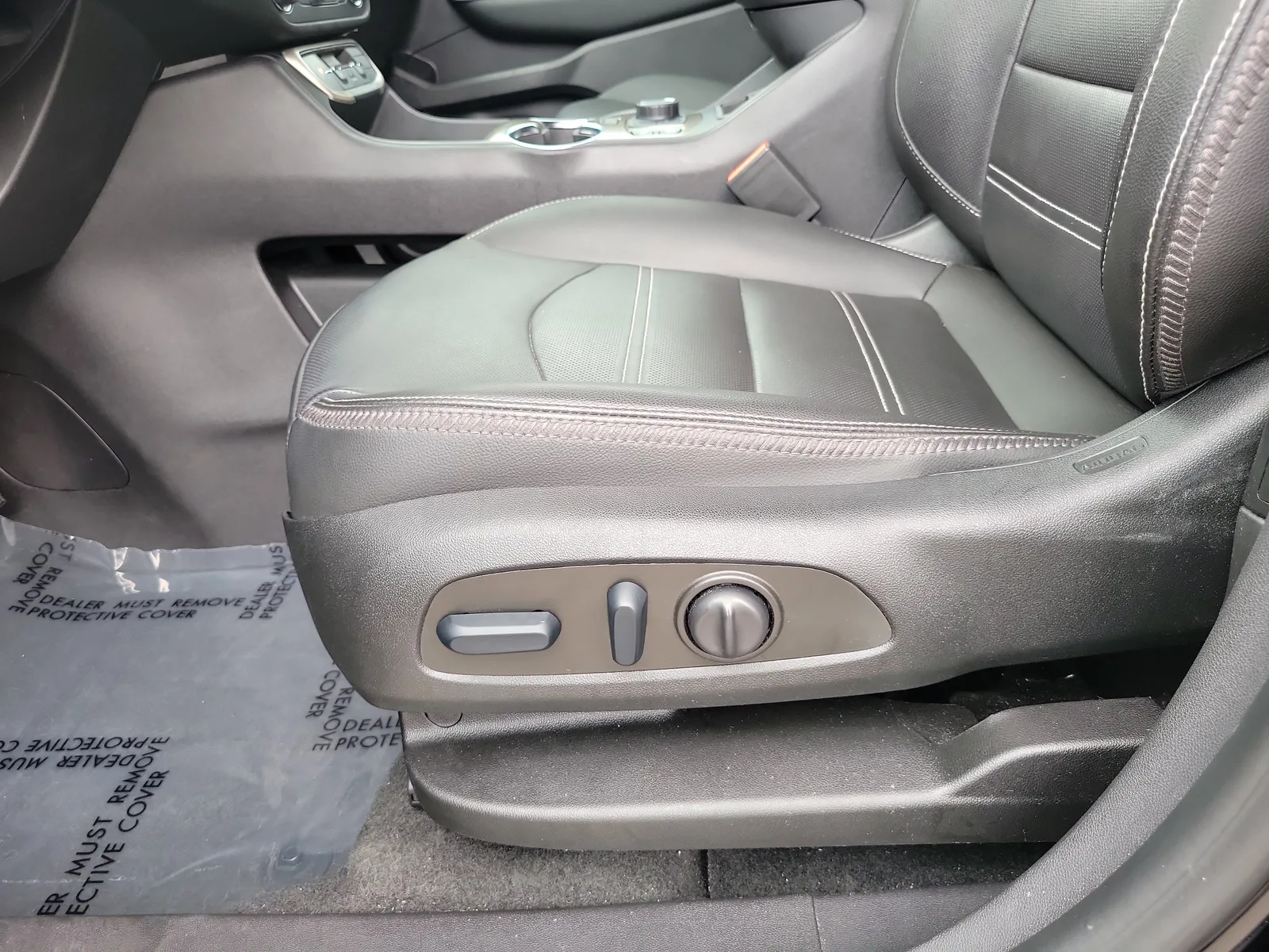 2024 GMC Terrain Denali photo 14