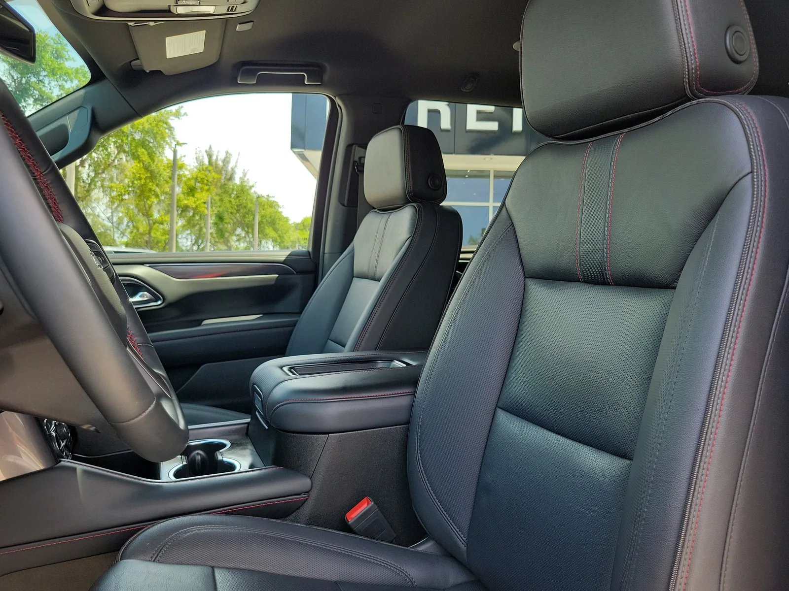 2023 Chevrolet Tahoe RST photo 25