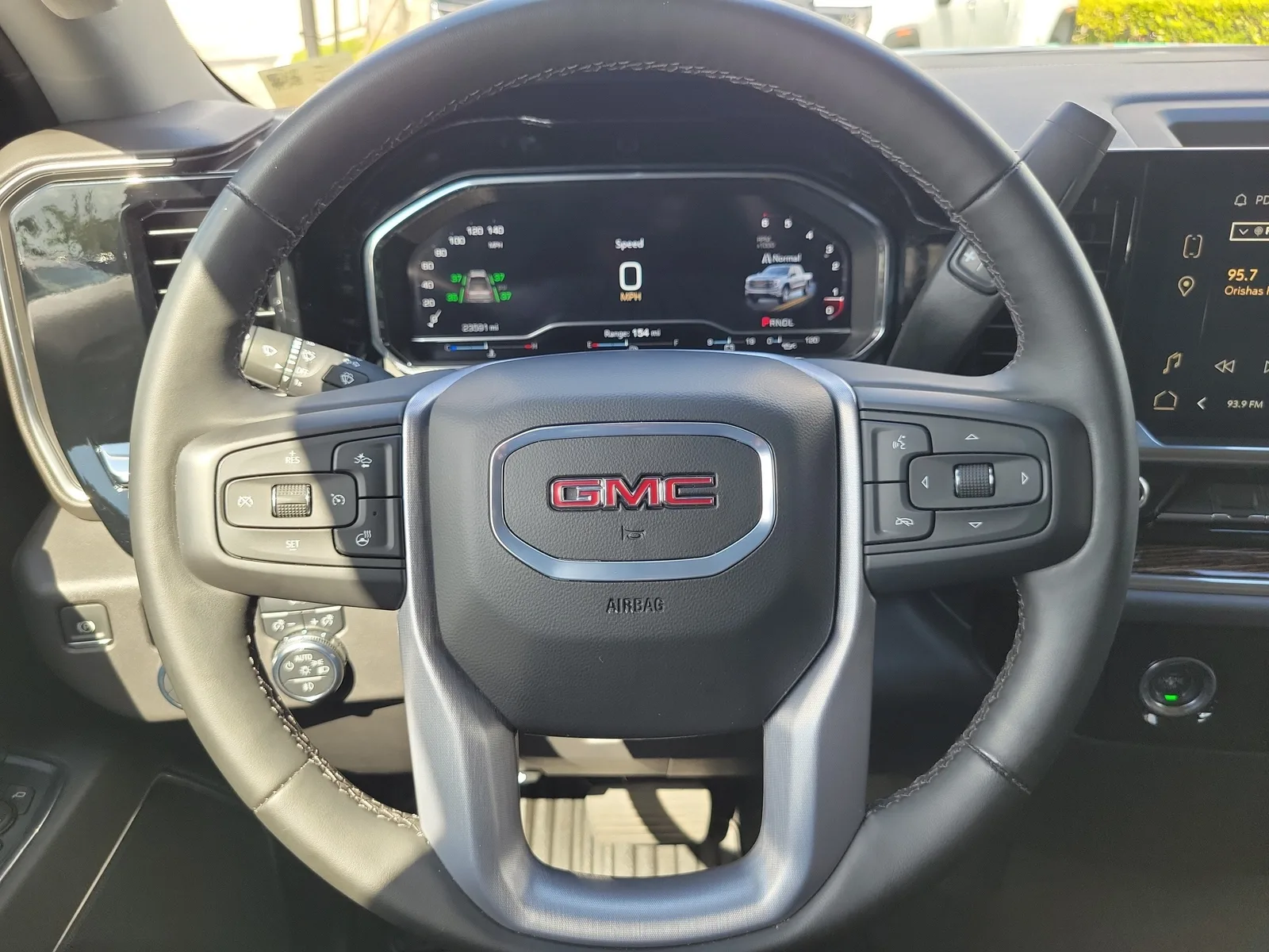 2024 GMC Sierra 1500 Elevation photo 17