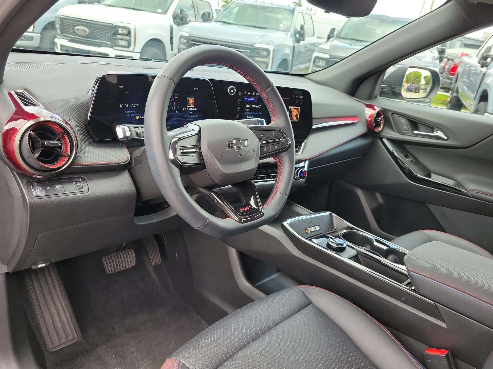 2025 Chevrolet Equinox FWD RS photo 9