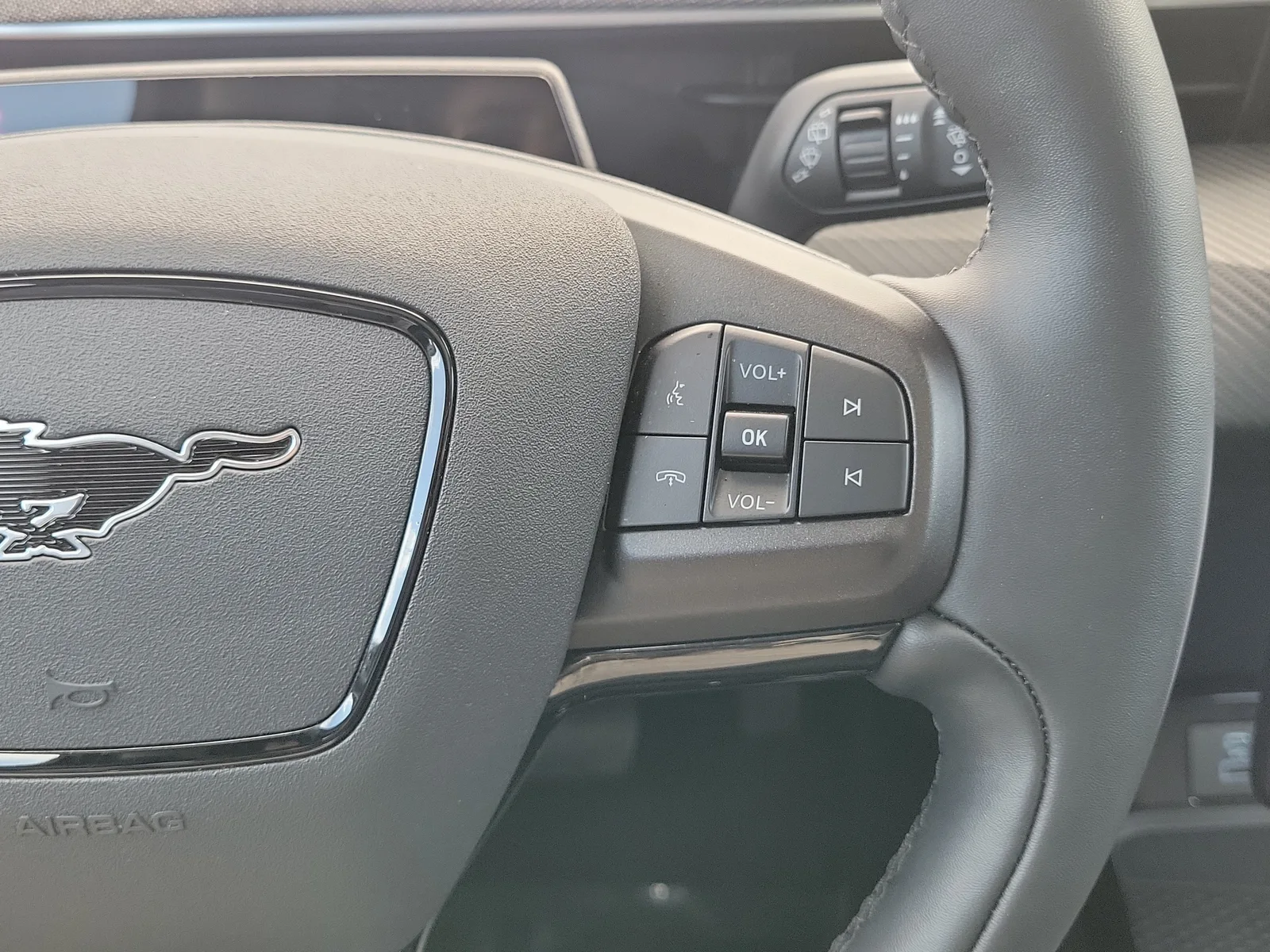 2024 Ford Mustang Mach-E Premium photo 21