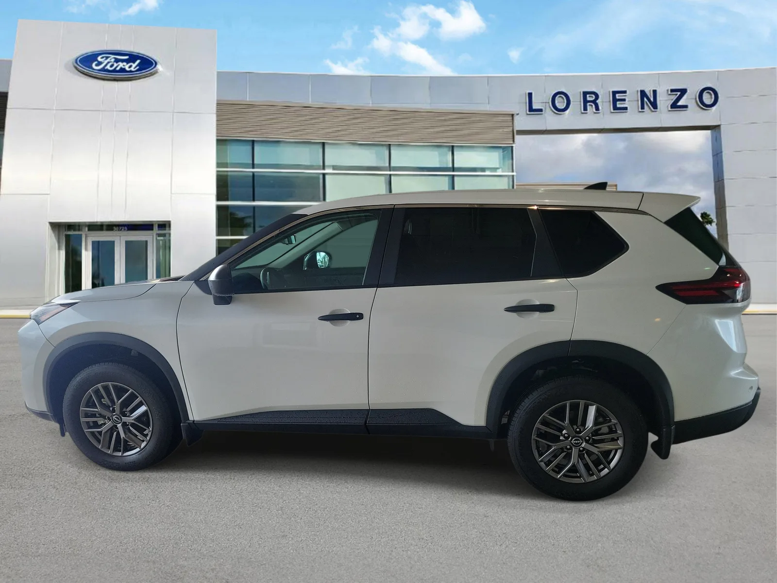 2025 Nissan Rogue S photo 8