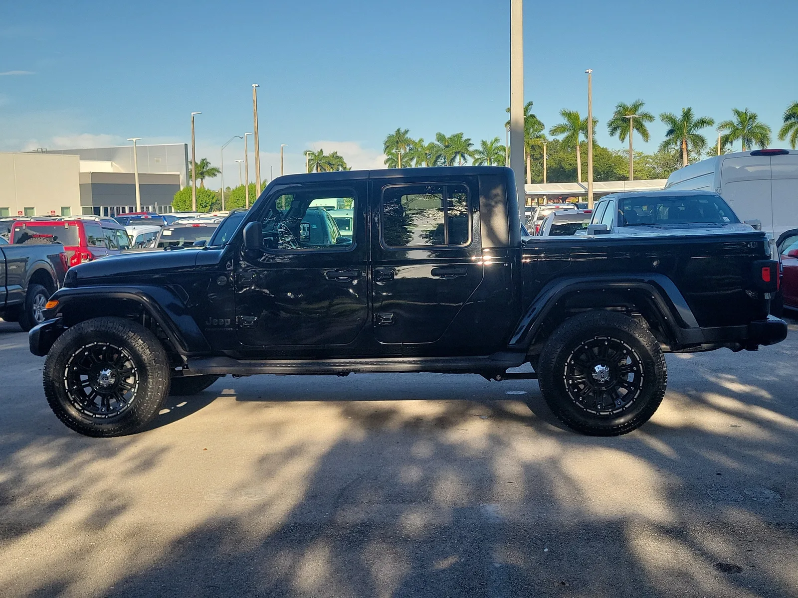 2022 Jeep Gladiator Sport S 4WD photo 8