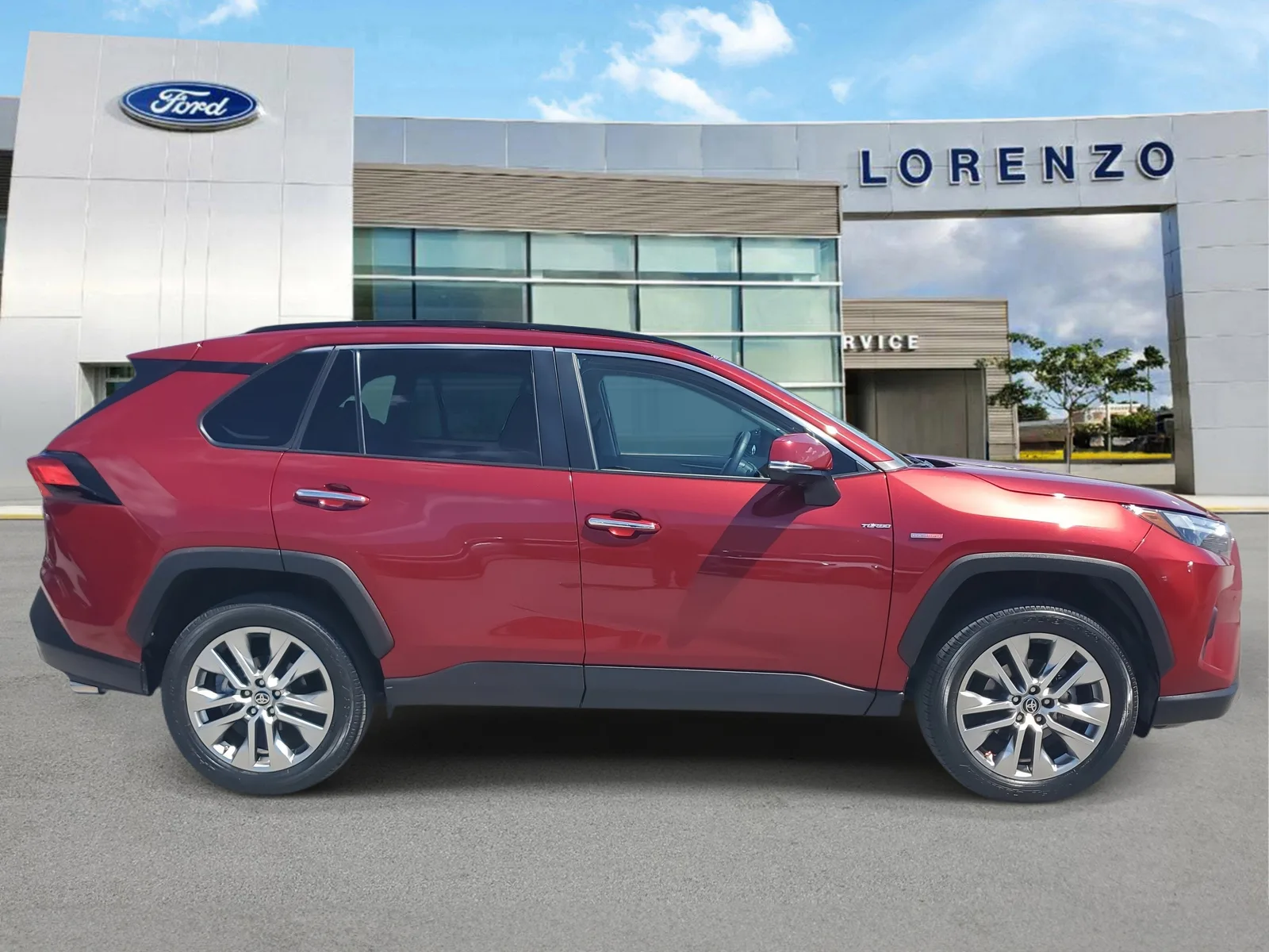 2023 Toyota RAV4 Limited photo 4