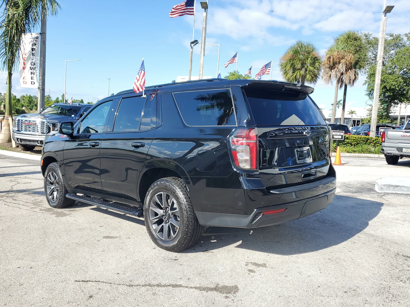 2023 Chevrolet Tahoe Z71 photo 7