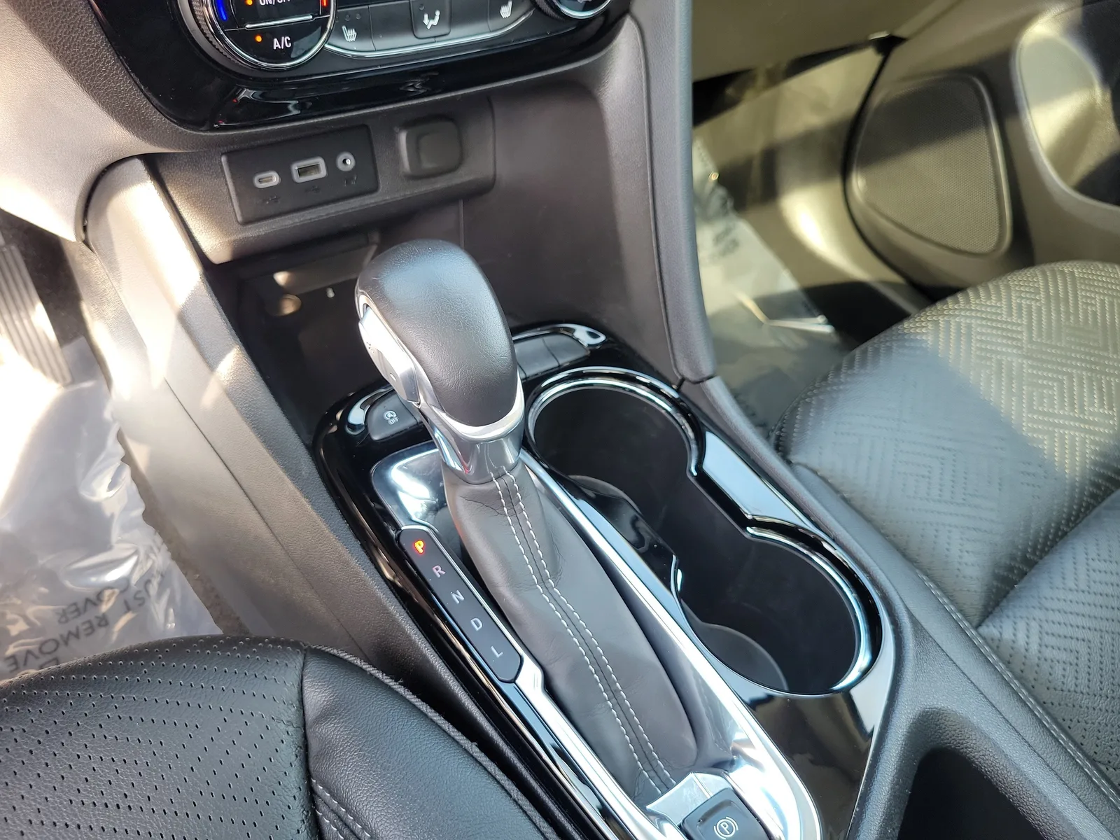 2023 Buick Encore GX Essence photo 24