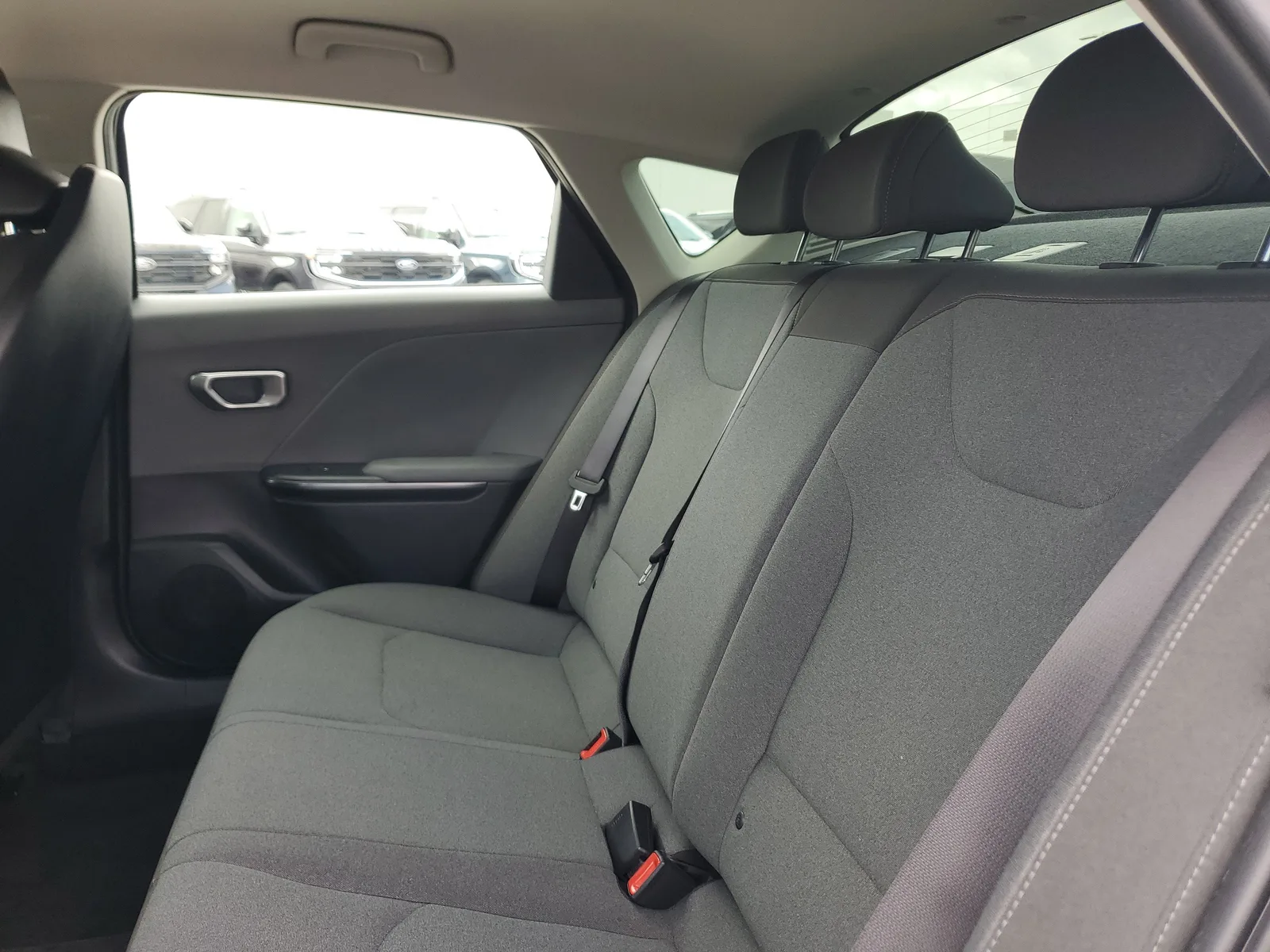 2025 Kia K4 LXS photo 12