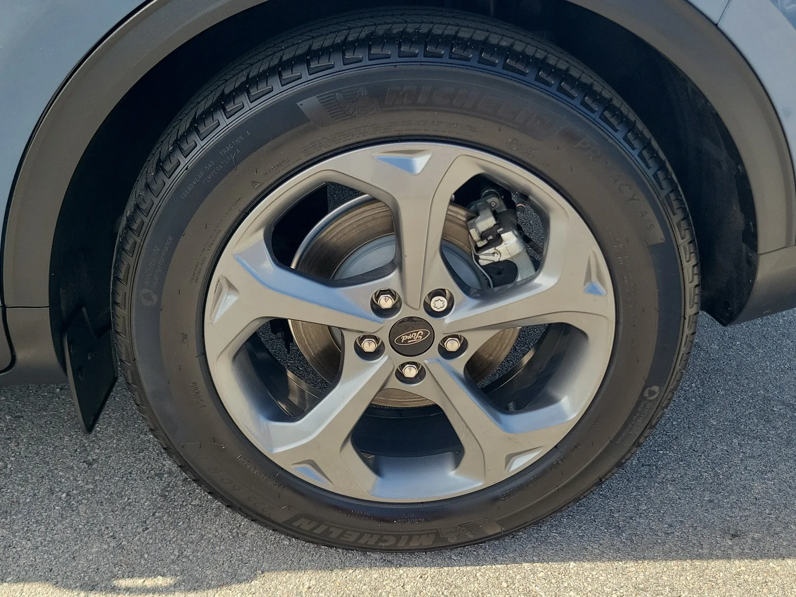 2025 Ford Escape ST-Line photo 31