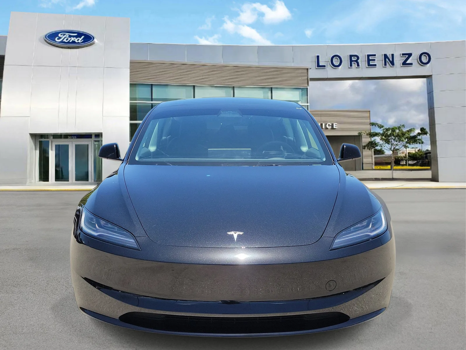2025 Tesla Model 3 Long Range photo 2