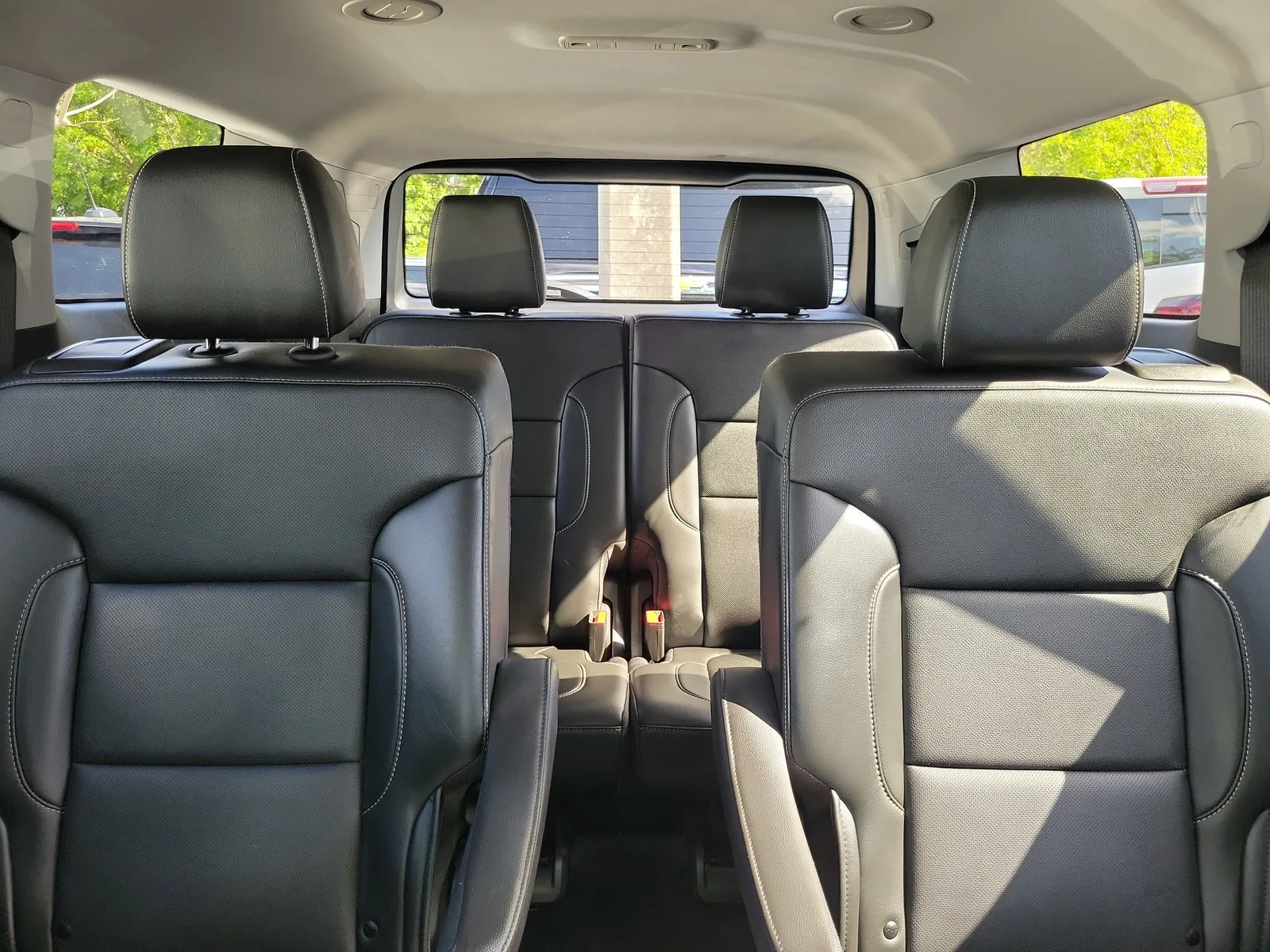 2022 GMC Acadia SLT photo 15