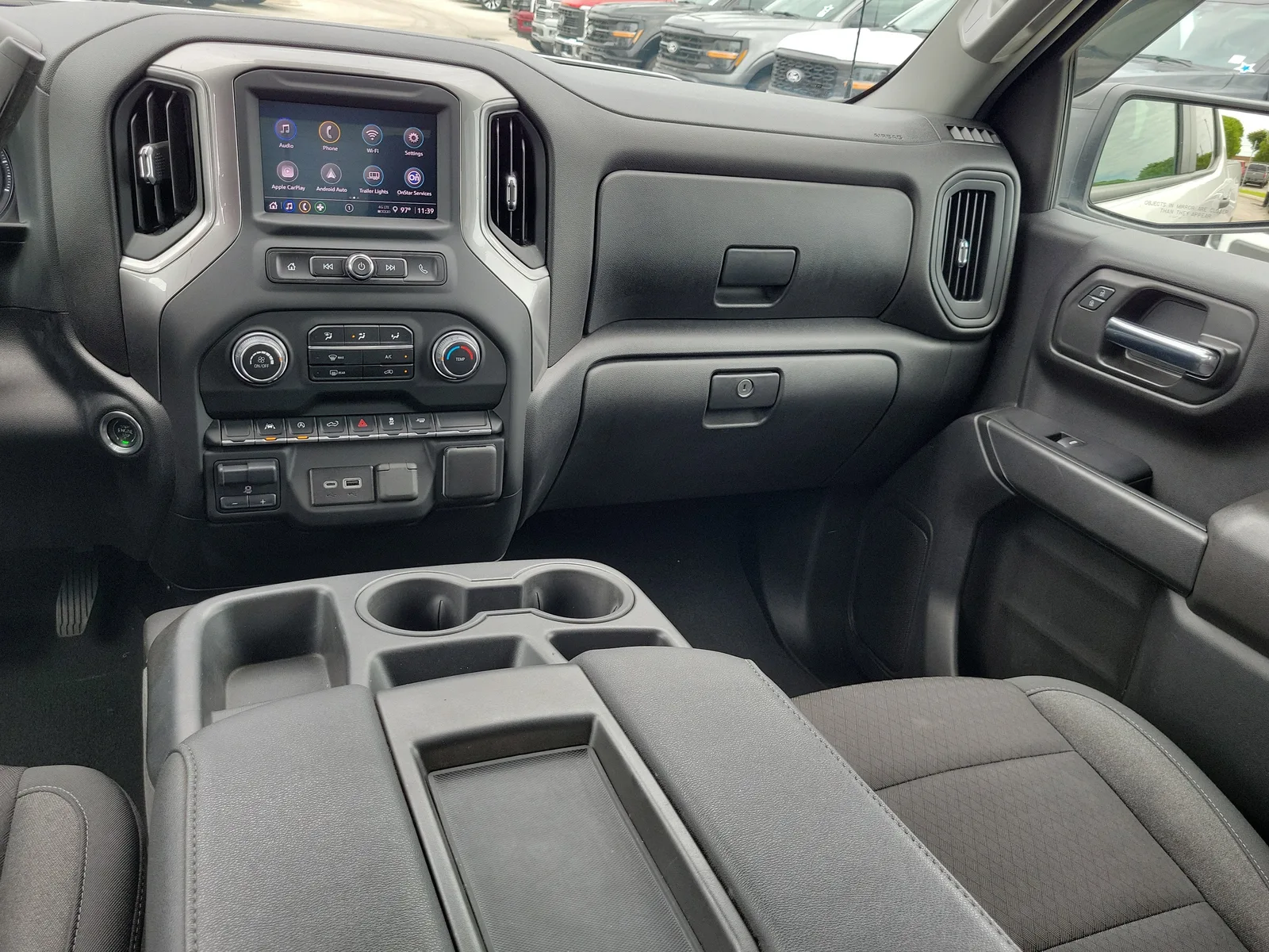 2024 Chevrolet Silverado 1500 Custom photo 16