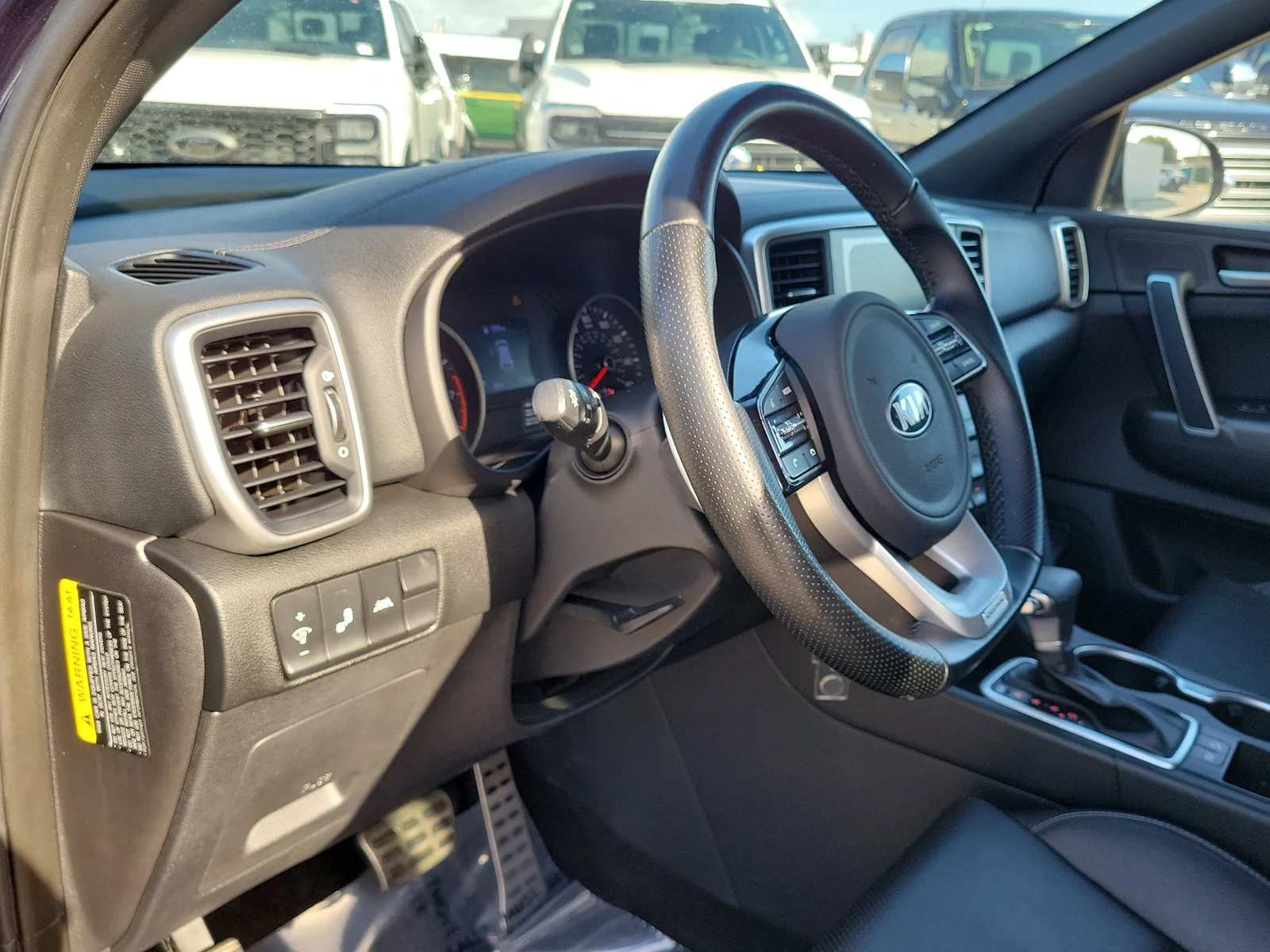 2020 Kia Sportage S photo 9