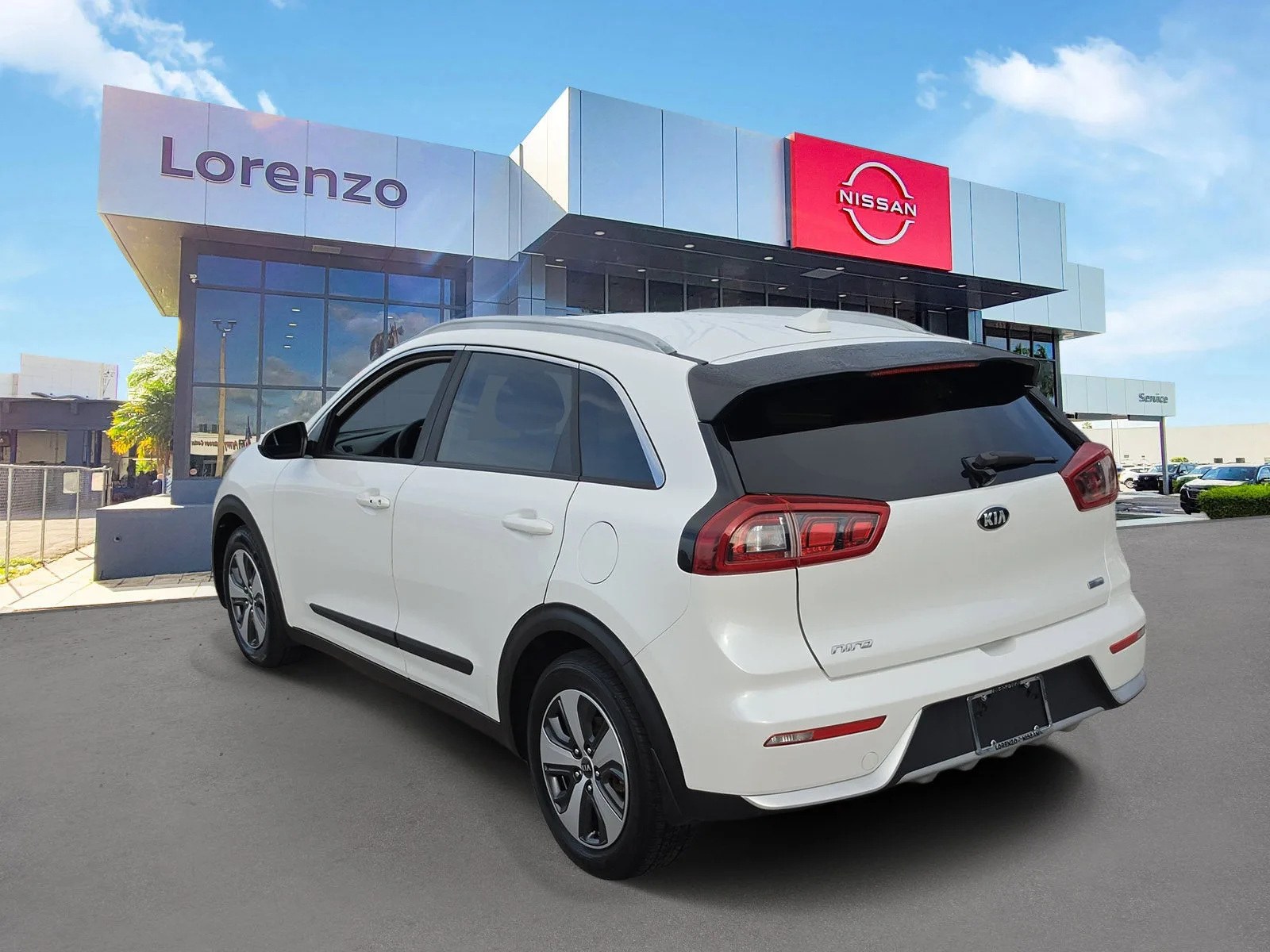 2017 Kia Niro LX photo 5