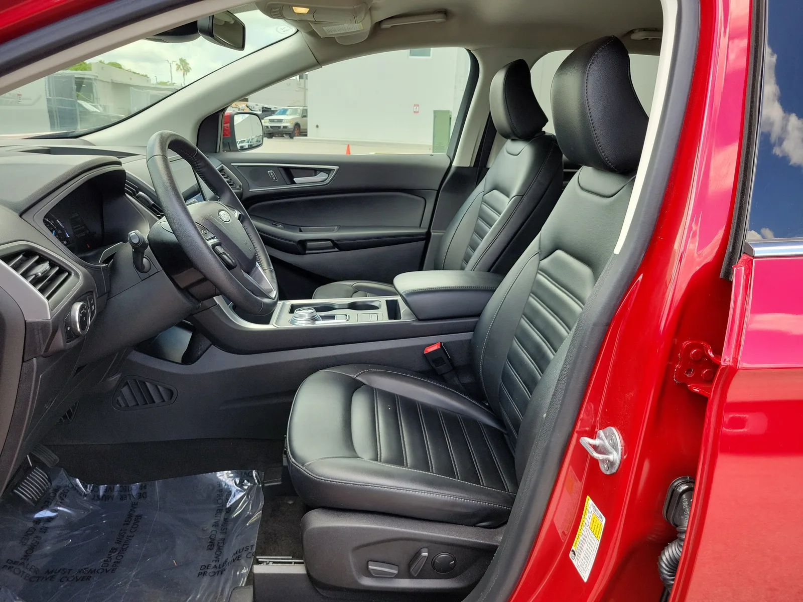 2024 Ford Edge SEL 4WD photo 11