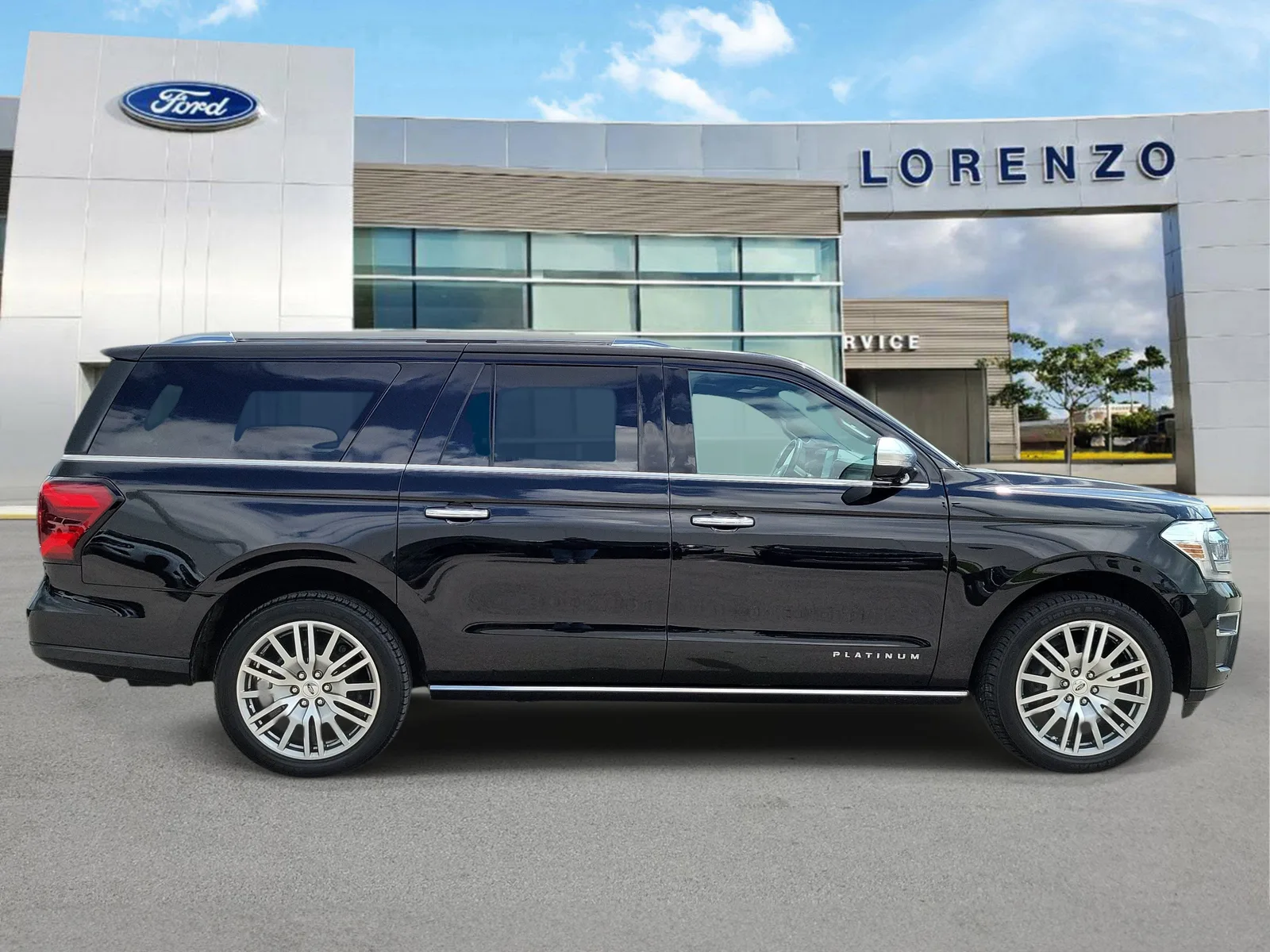 2023 Ford Expedition Max Platinum photo 4