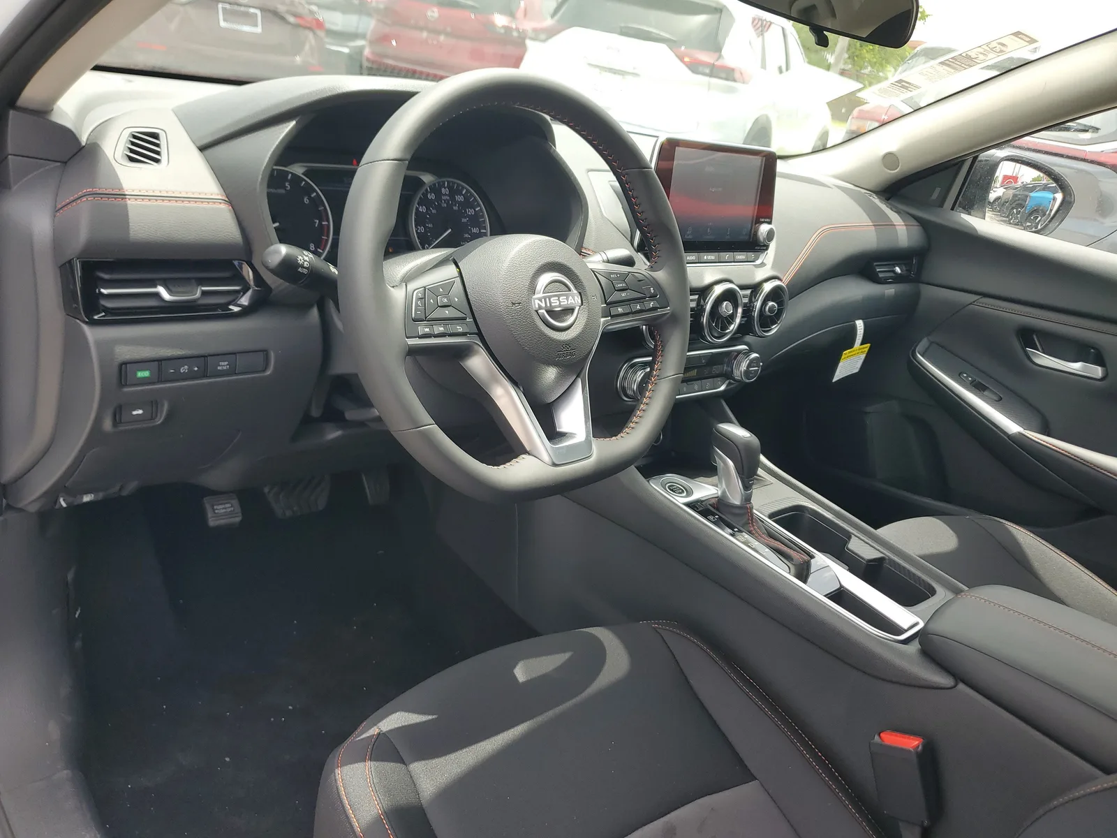 2025 Nissan Sentra SR photo 7
