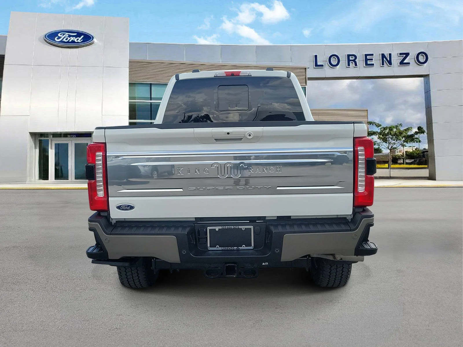 2026 Ford Super Duty F-350 SRW King Ranch 4WD Diesel photo 6