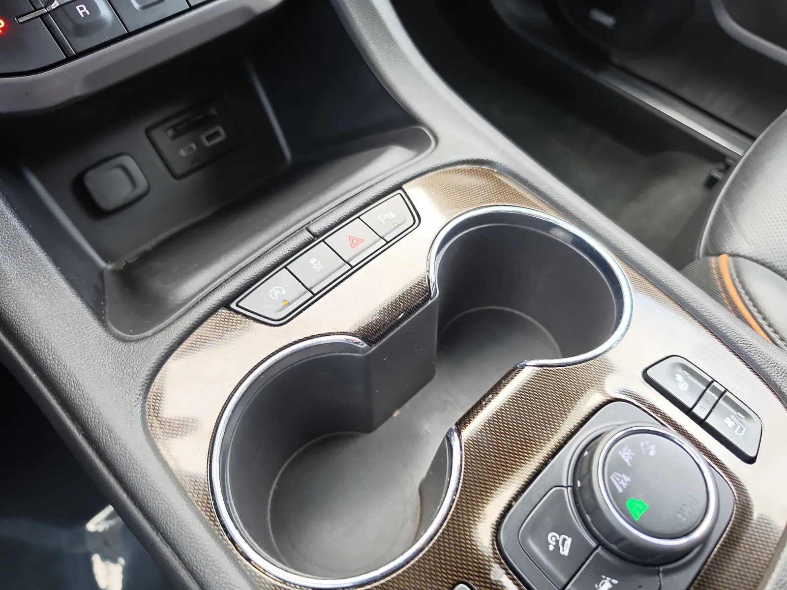 2023 GMC Acadia AT4 4WD photo 20