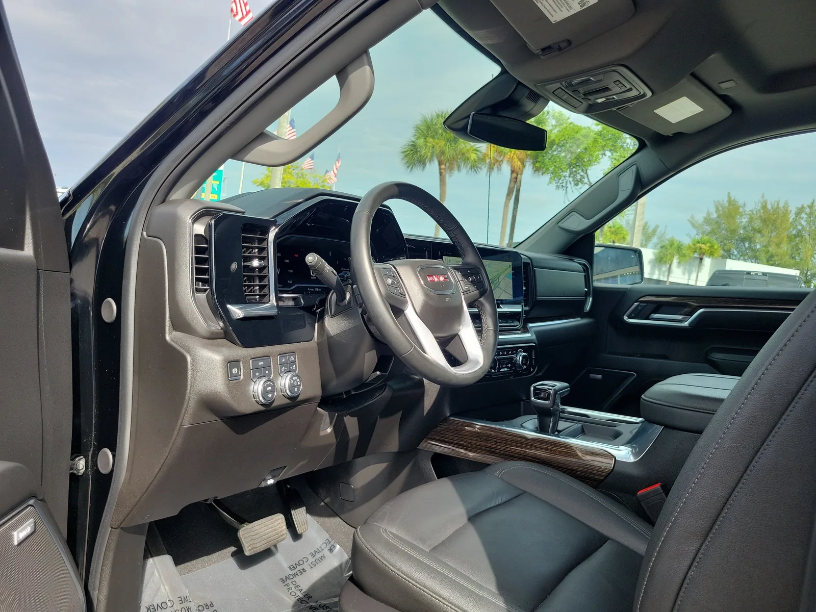 2025 GMC Sierra 1500 Elevation photo 9
