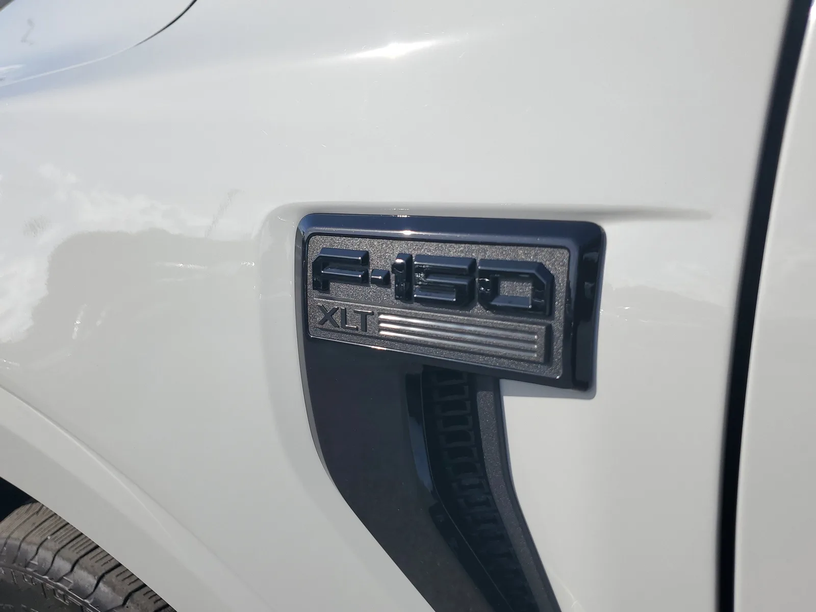 2024 Ford F-150 XLT 4WD photo 31