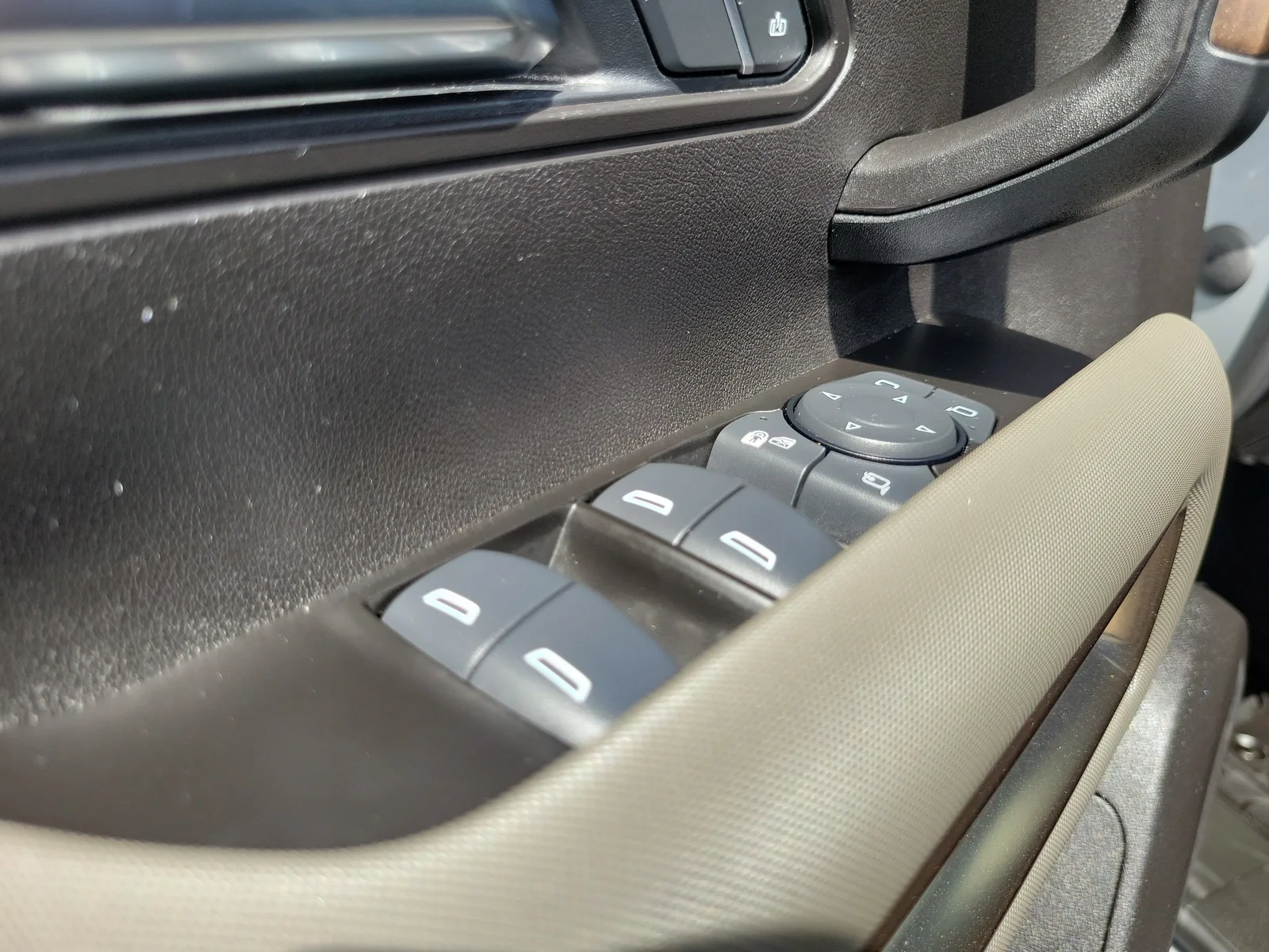 2025 GMC HUMMER EV Pickup 2X photo 19