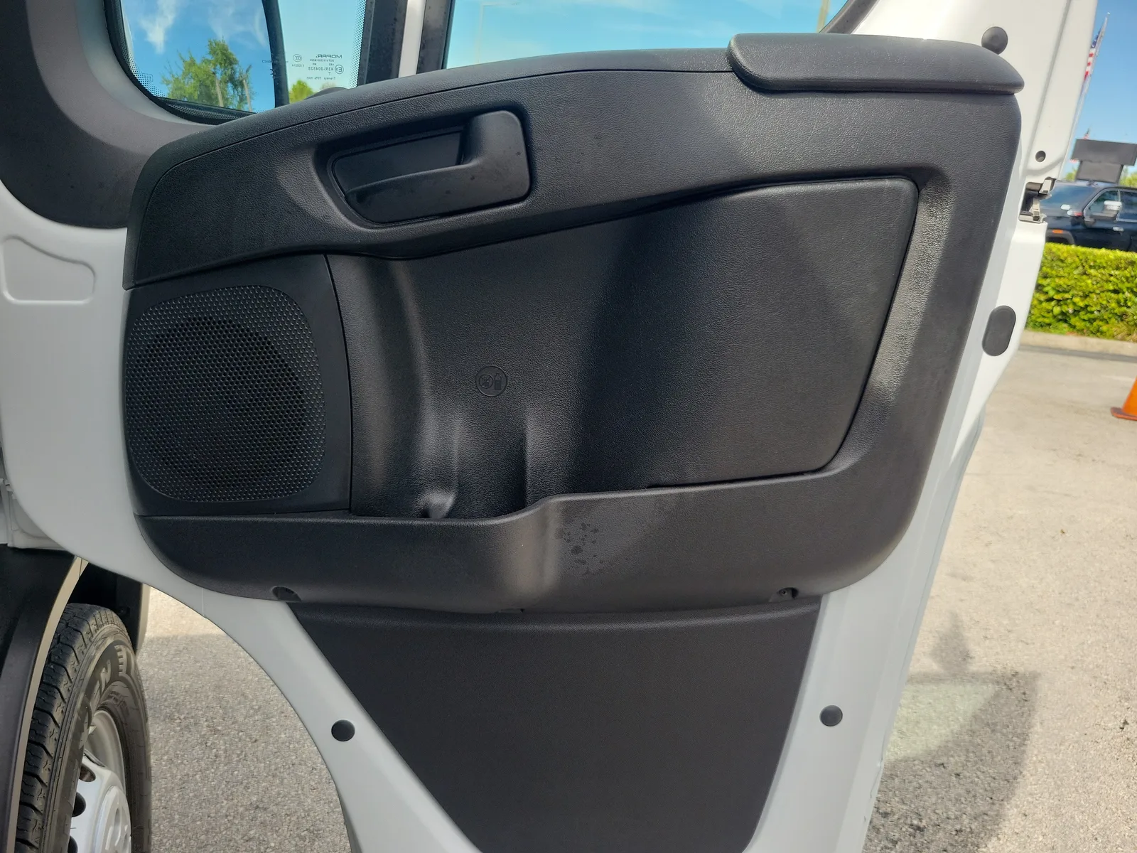 2026 RAM ProMaster Cargo Van Tradesman photo 23