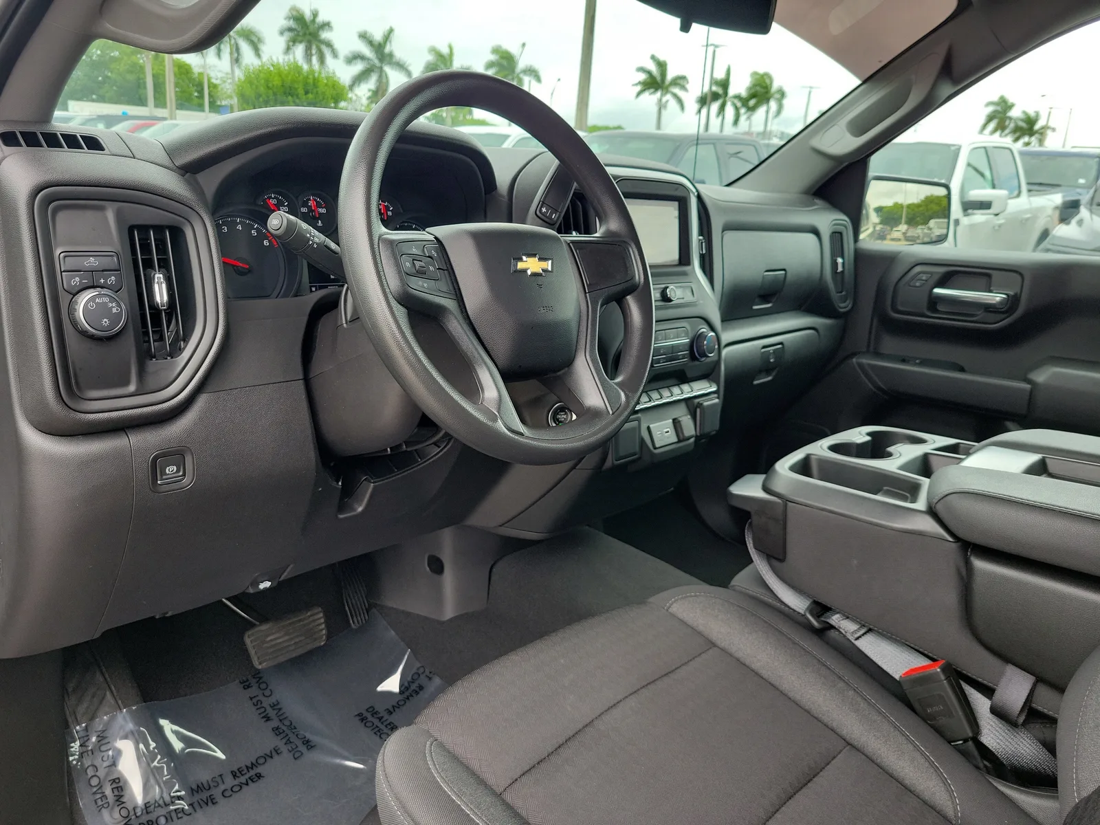 2024 Chevrolet Silverado 1500 Custom photo 11