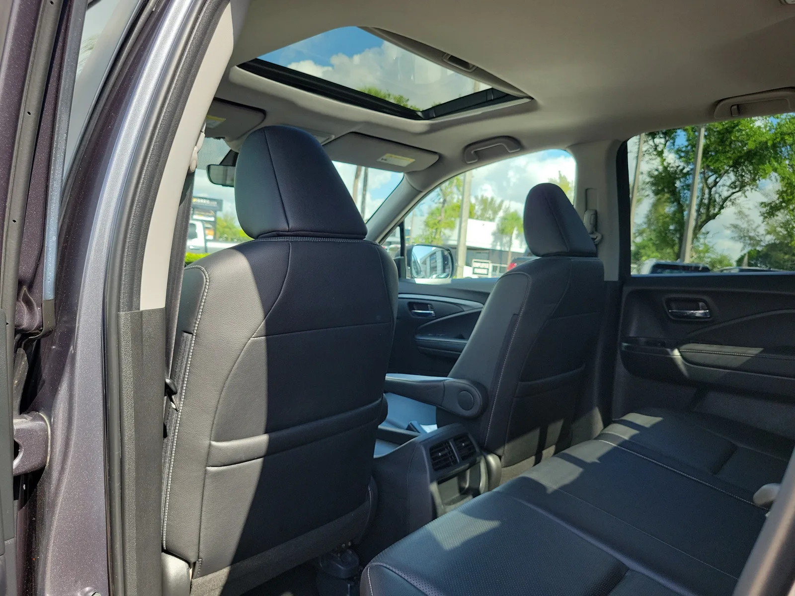 2023 Honda Ridgeline RTL photo 15