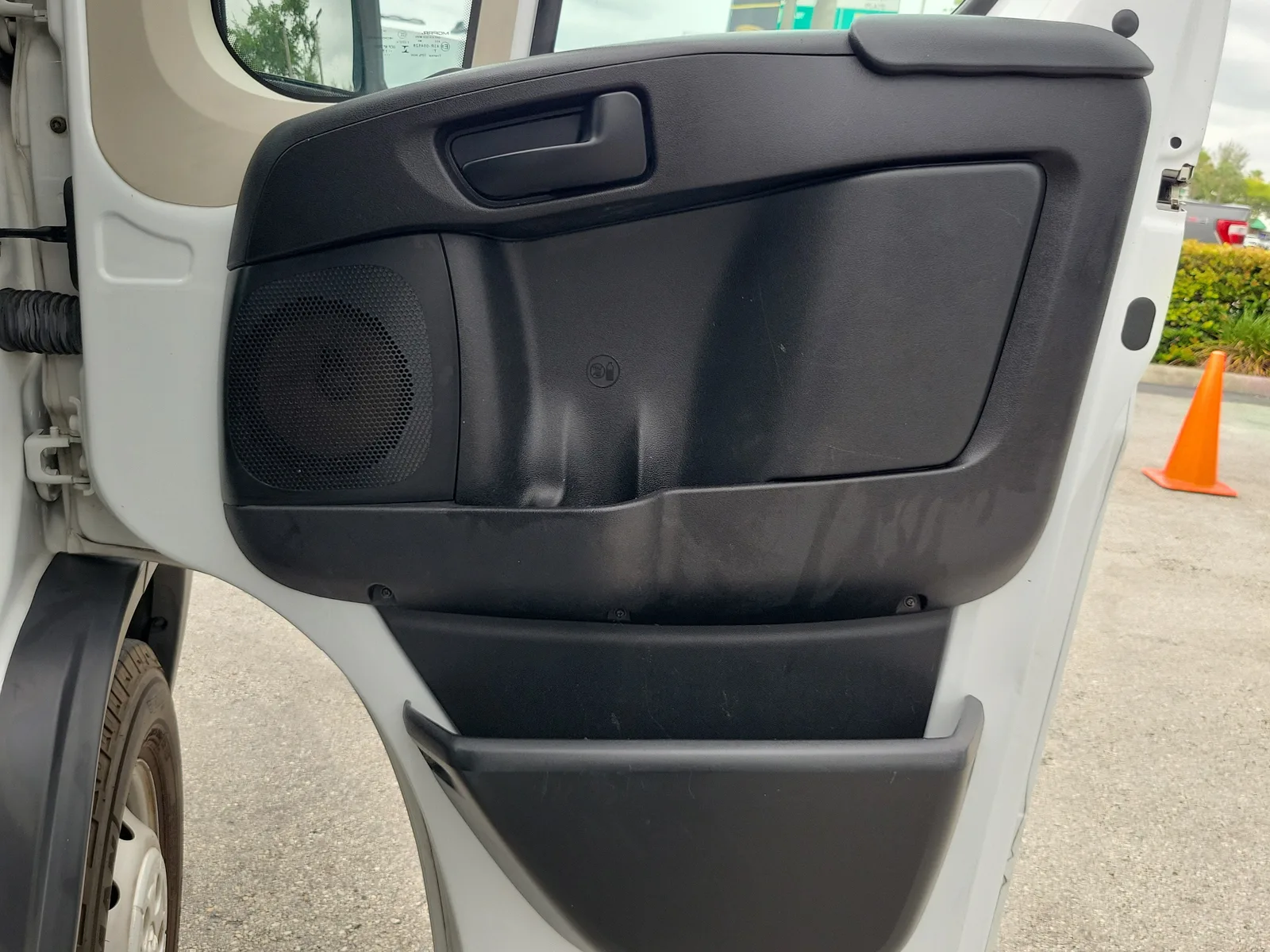 2017 RAM ProMaster Cargo Van NA photo 18