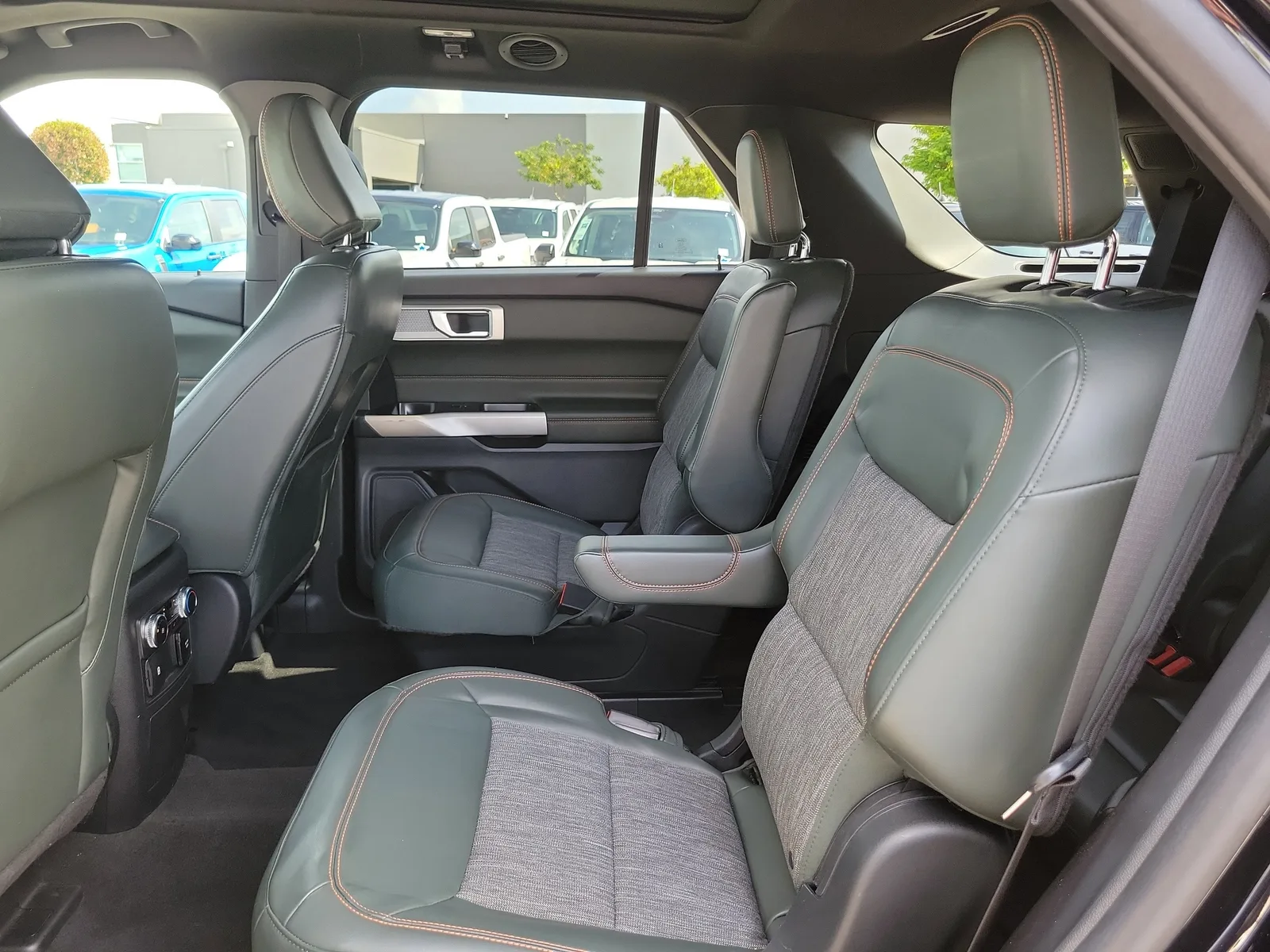 2023 Ford Explorer Timberline 4WD photo 14