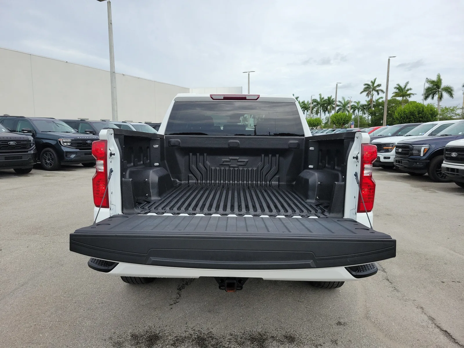 2022 Chevrolet Silverado 1500 Custom photo 29