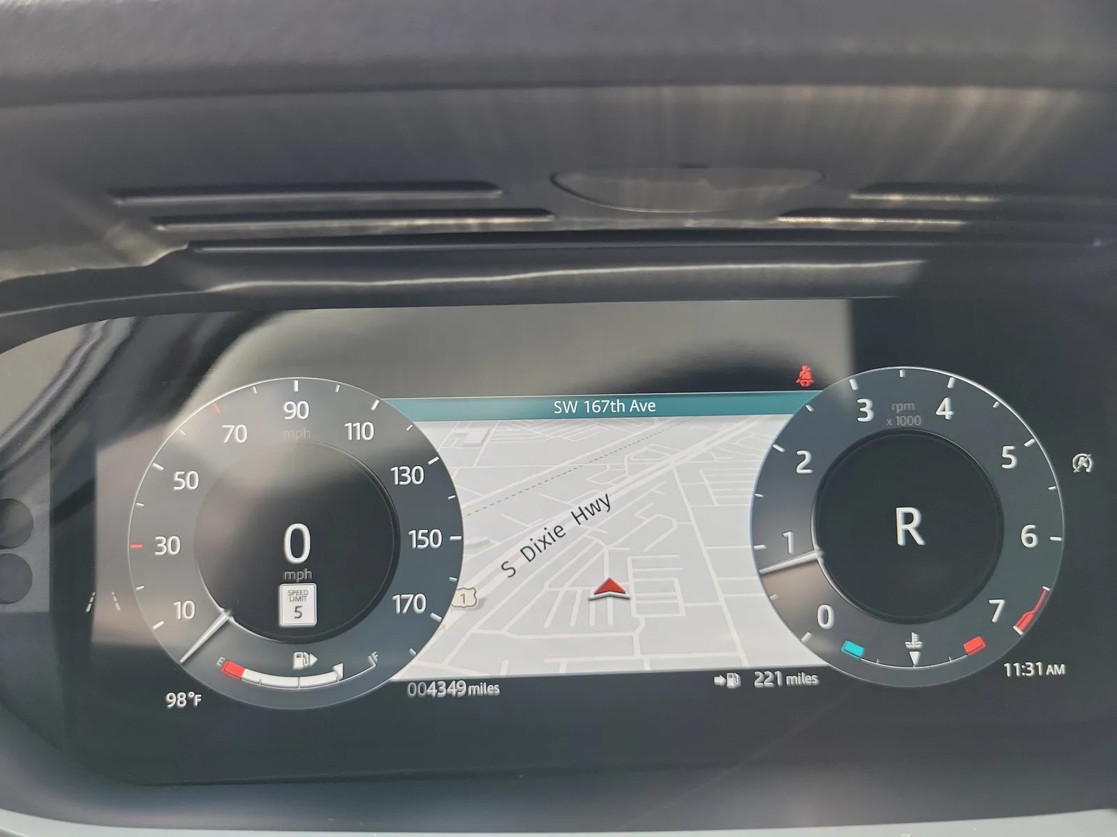2026 Land Rover Range Rover Evoque Core S photo 31