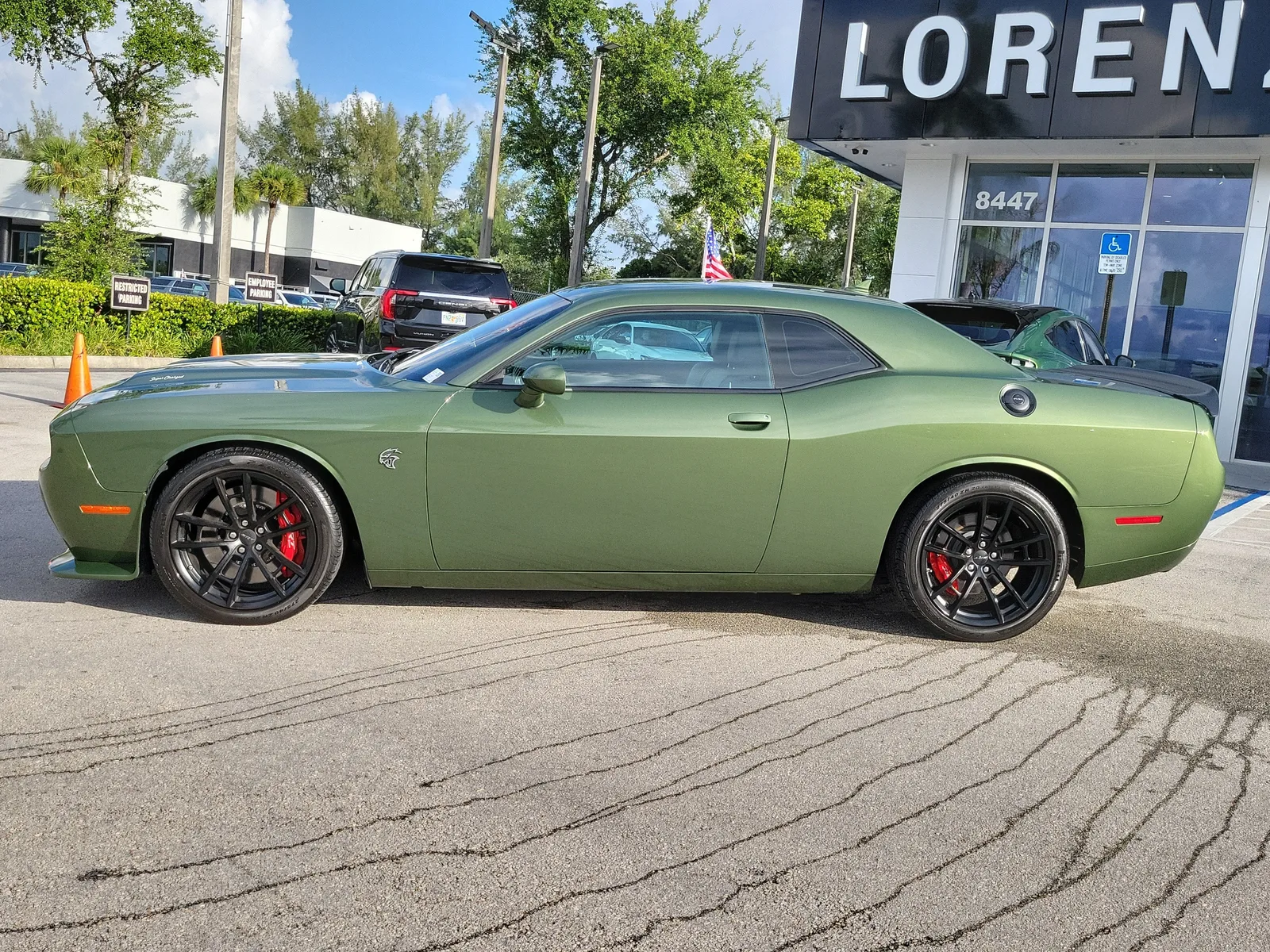2023 Dodge Challenger SRT Hellcat Jailbreak photo 8