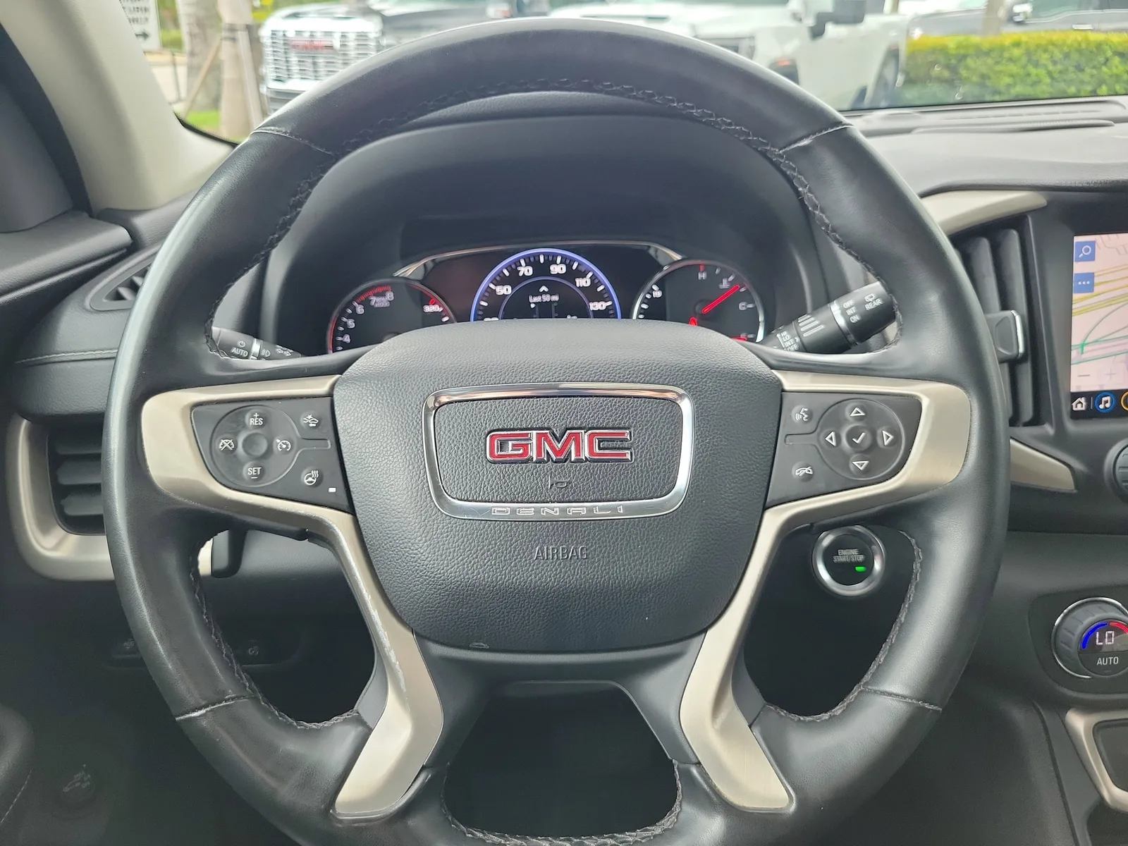 2024 GMC Terrain Denali photo 21