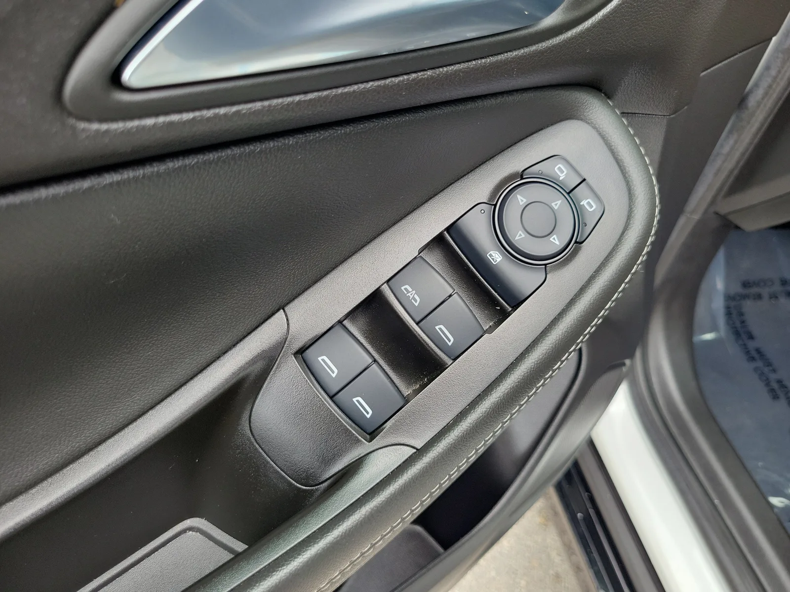 2024 Buick Encore GX Sport Touring photo 23