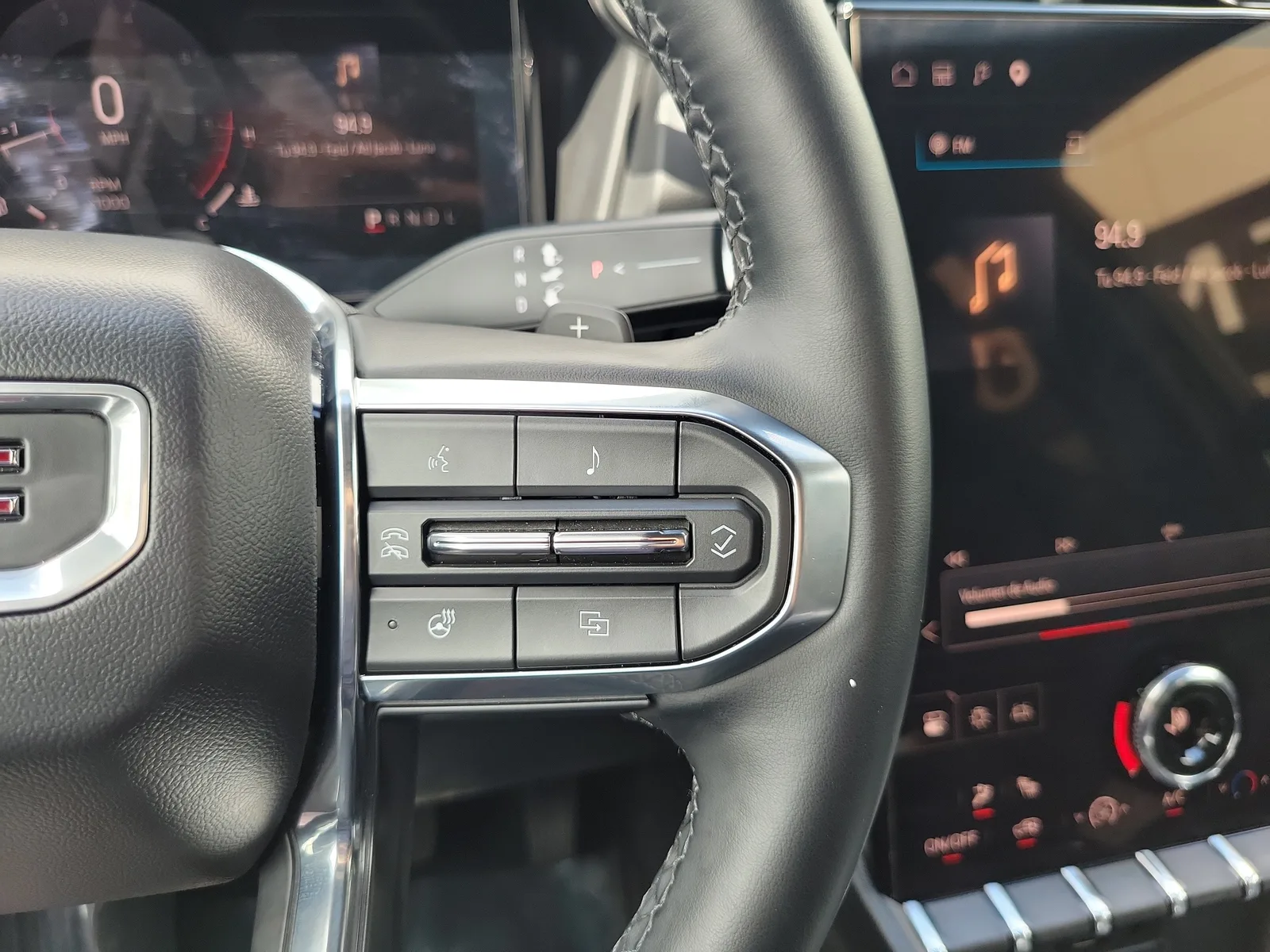 2025 GMC Terrain Elevation photo 20