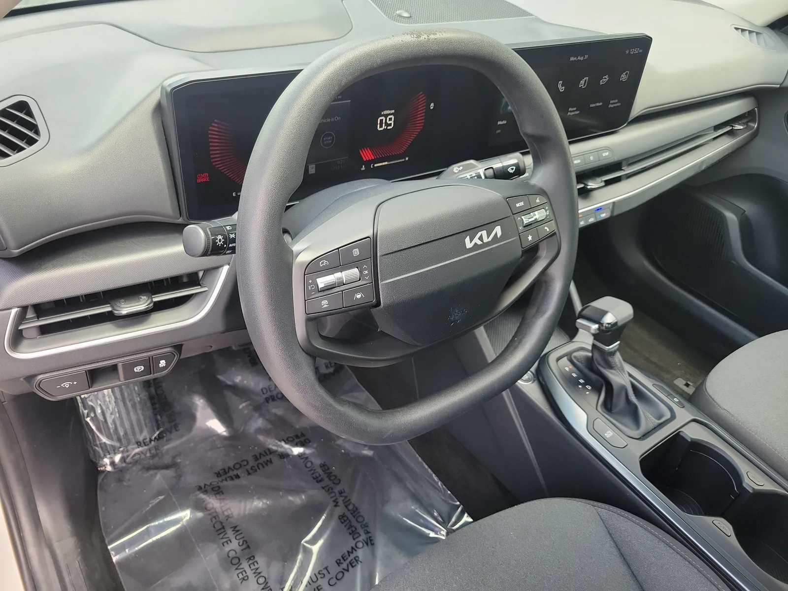 2025 Kia K4 LX photo 13