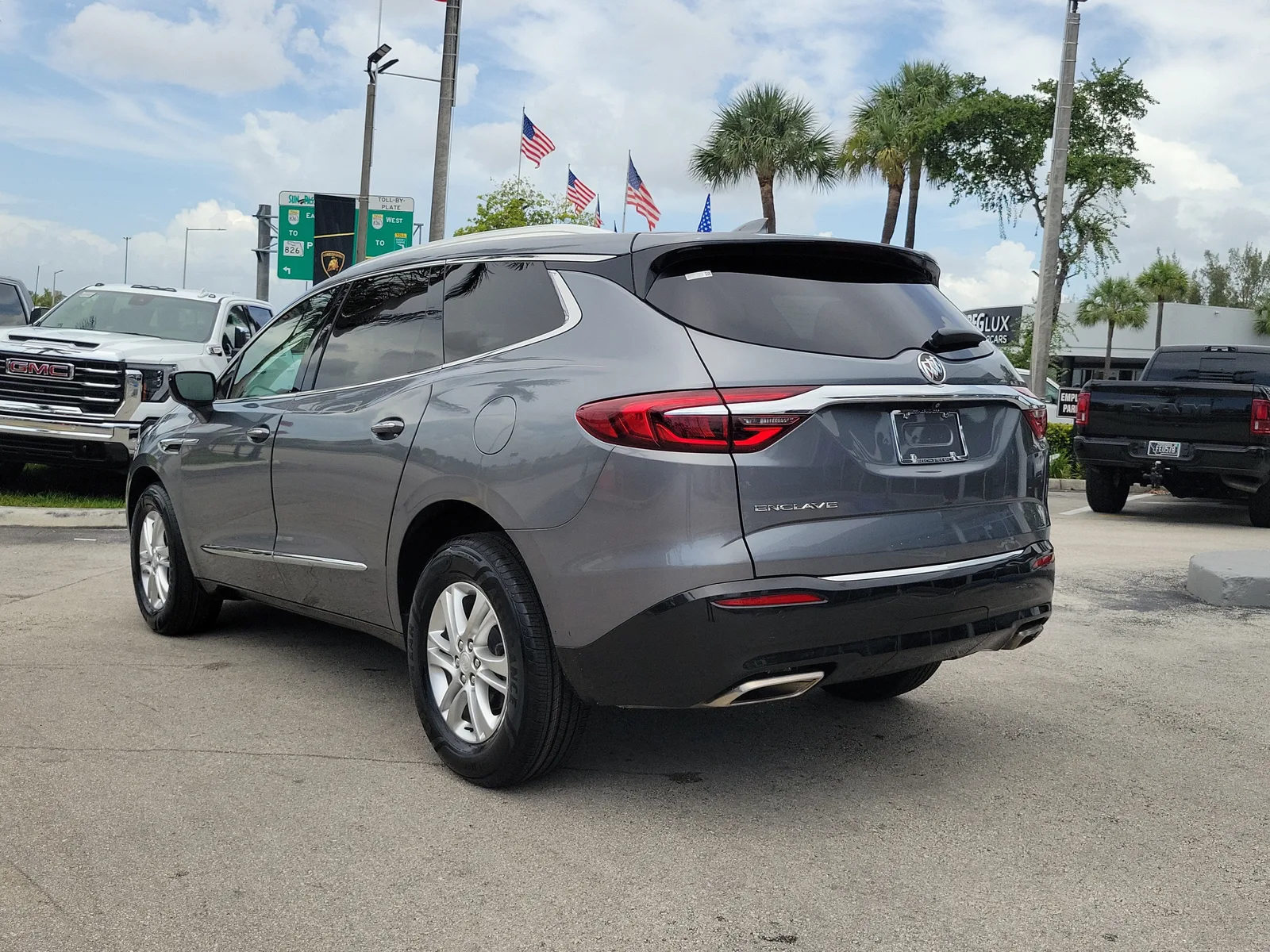 2021 Buick Enclave Essence photo 7