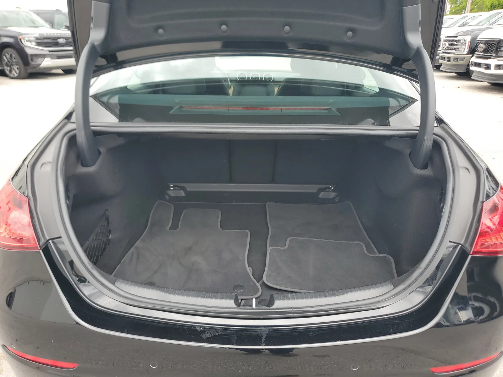 2025 Mercedes-Benz C-Class C 300 photo 16