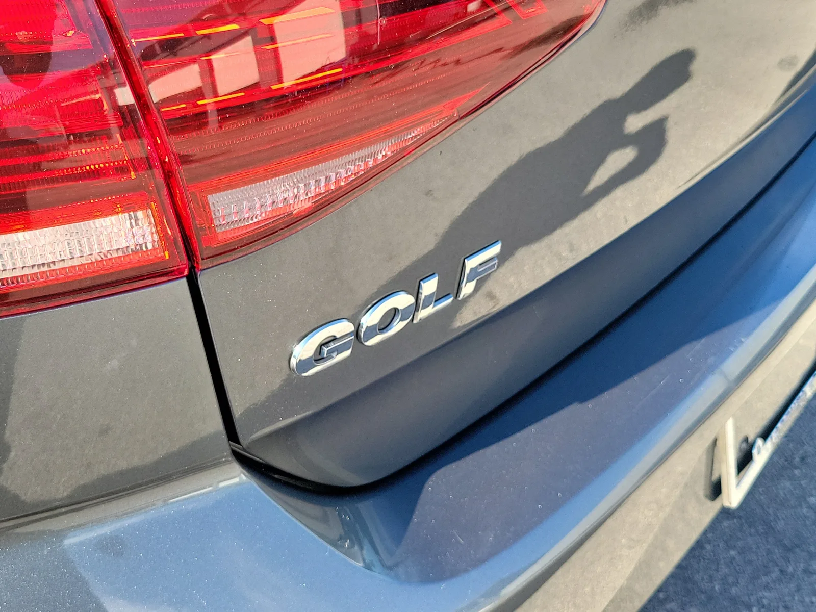 2020 Volkswagen Golf TSI photo 28