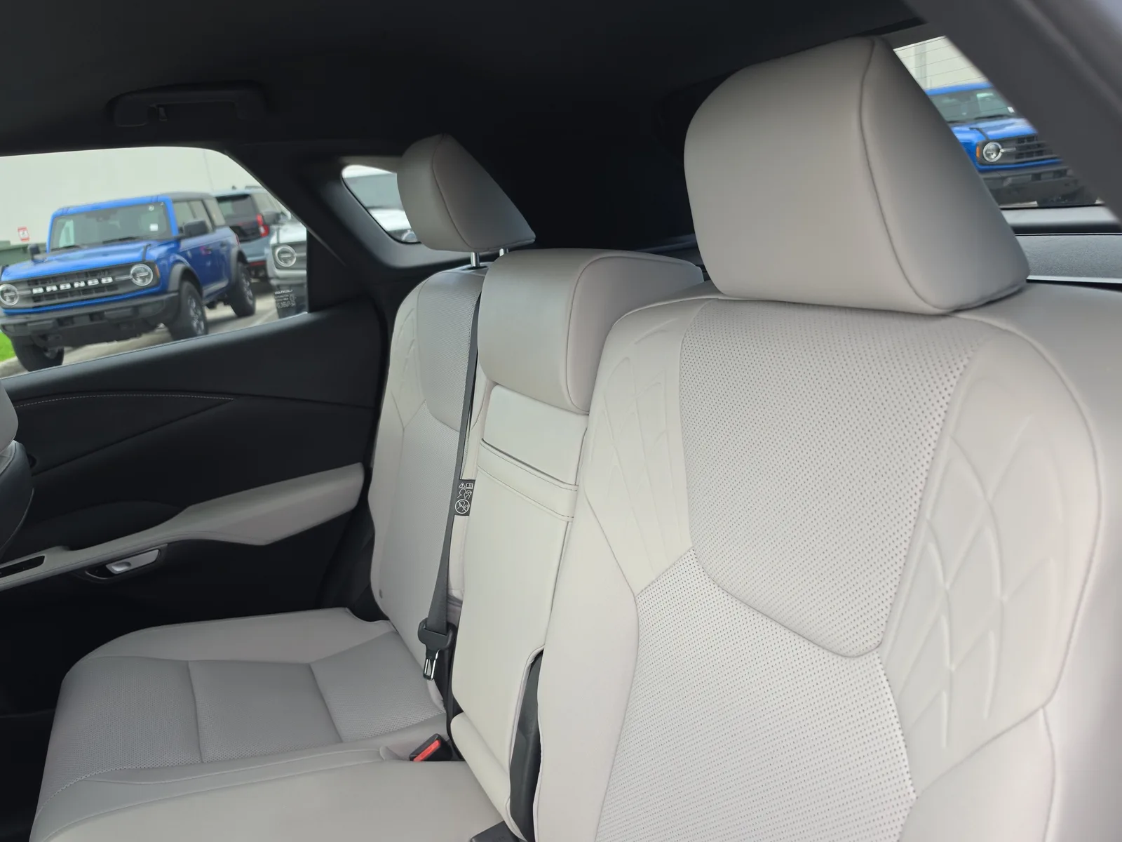 2023 Lexus RX RX 350 Premium photo 13