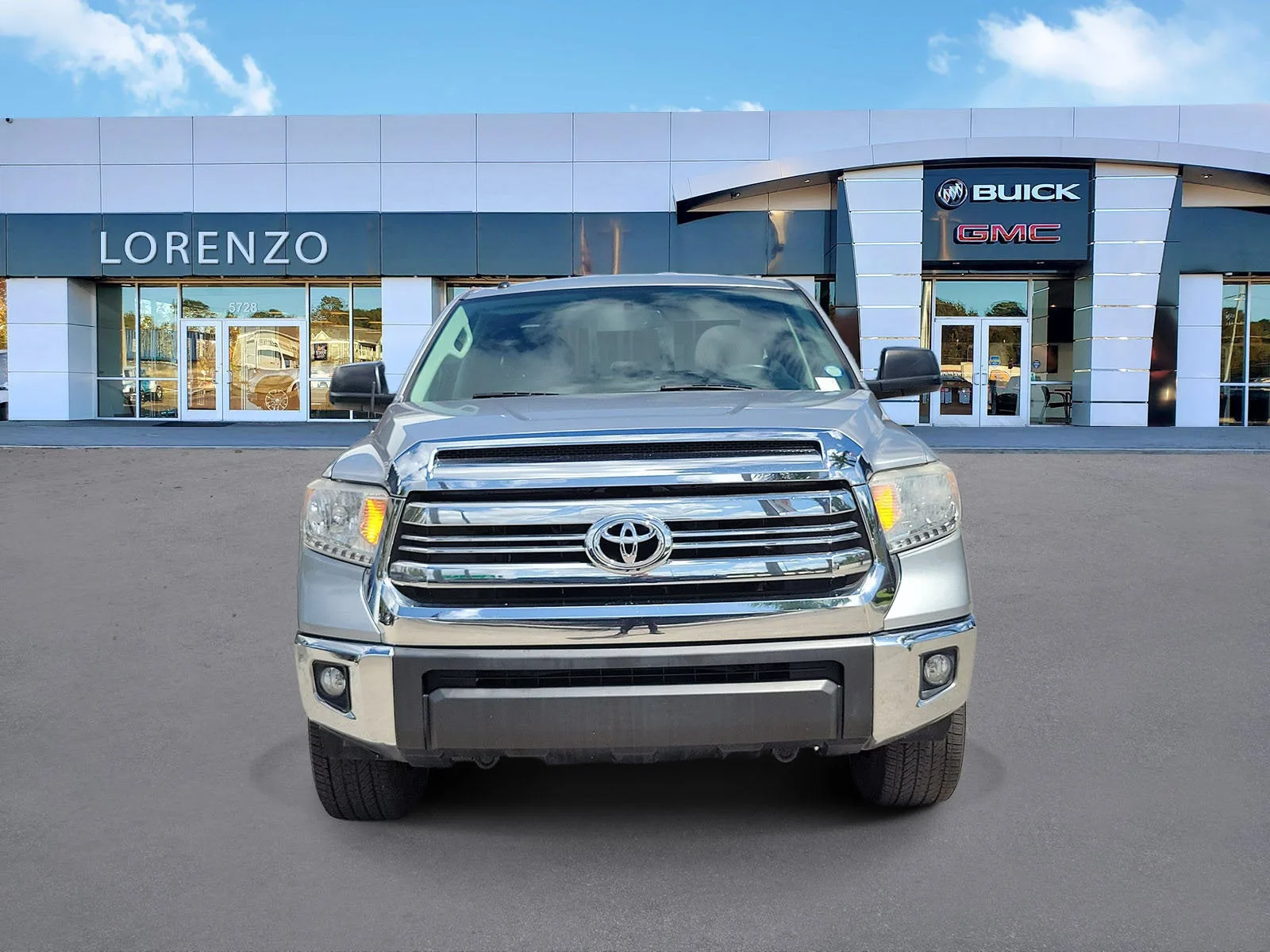 2017 Toyota Tundra 2WD SR photo 2