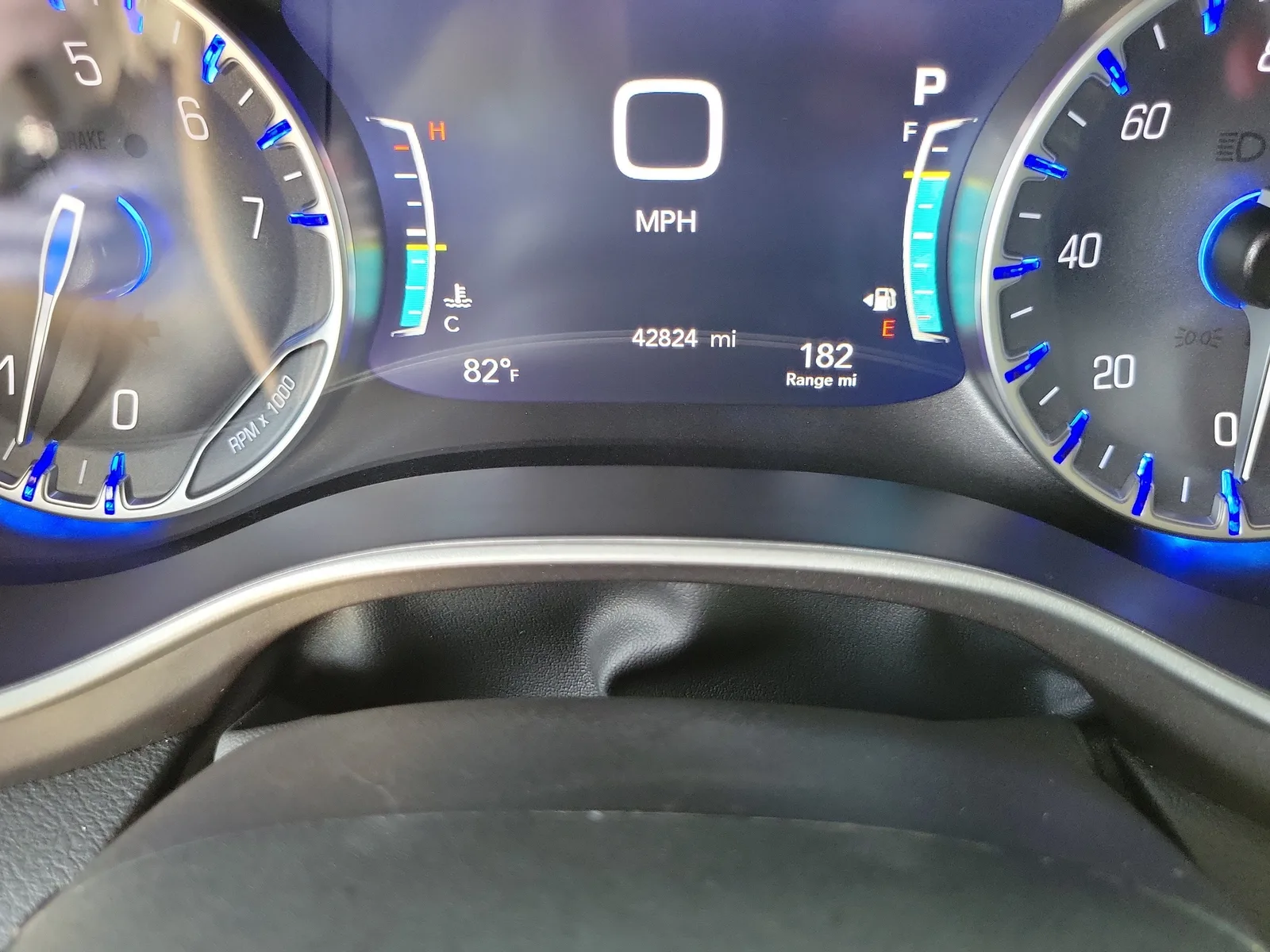 2024 Chrysler Pacifica Touring L photo 27