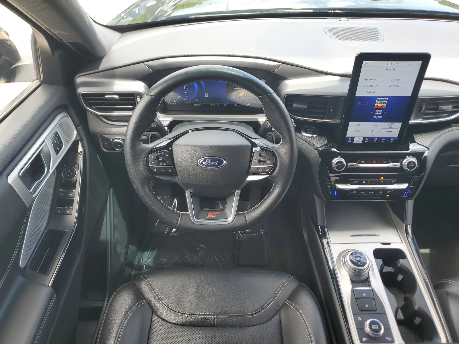 2023 Ford Explorer ST 4WD photo 21