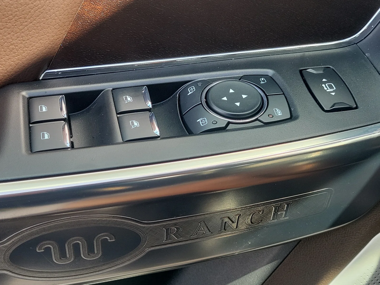 2026 Ford Super Duty F-350 SRW King Ranch 4WD Diesel photo 29