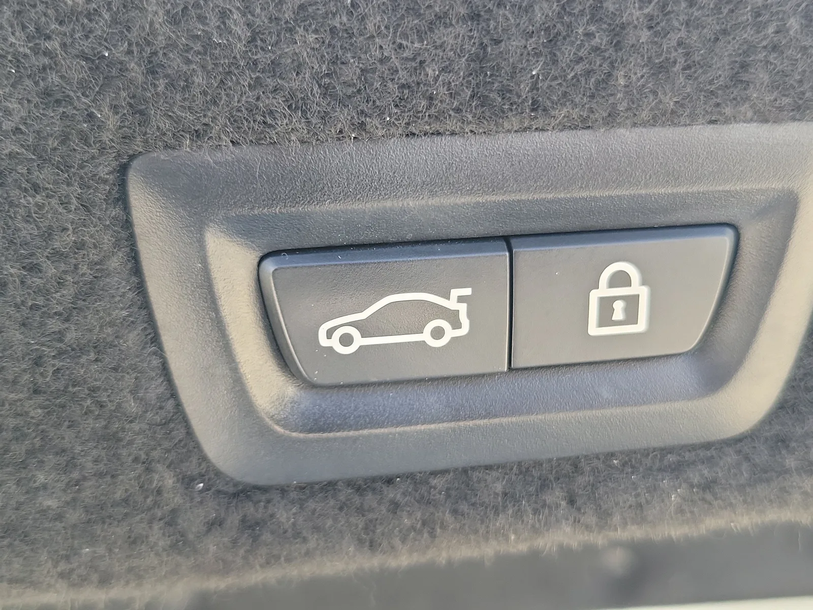 2021 BMW 7 Series 750i xDrive photo 34