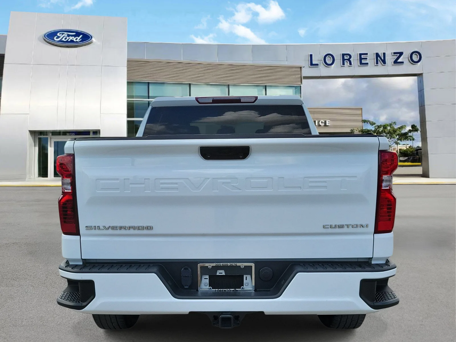 2024 Chevrolet Silverado 1500 Custom photo 6