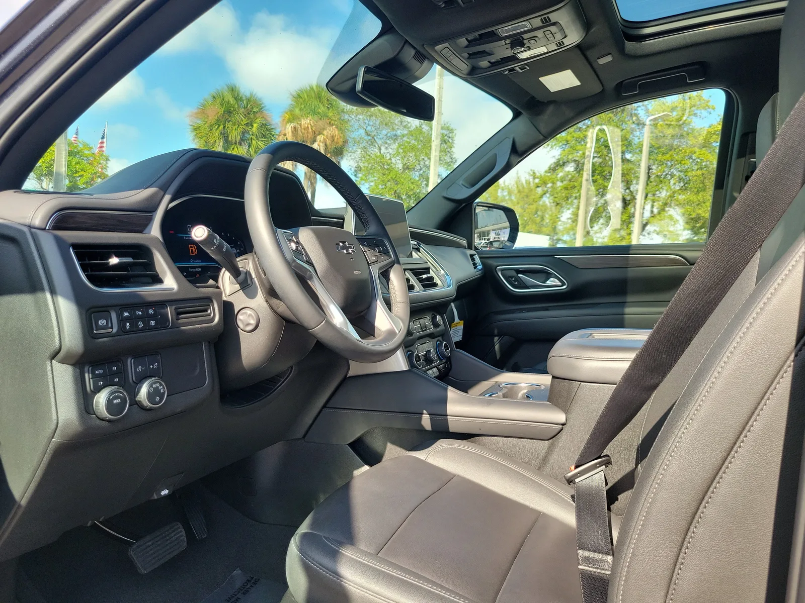2024 Chevrolet Tahoe Z71 photo 9