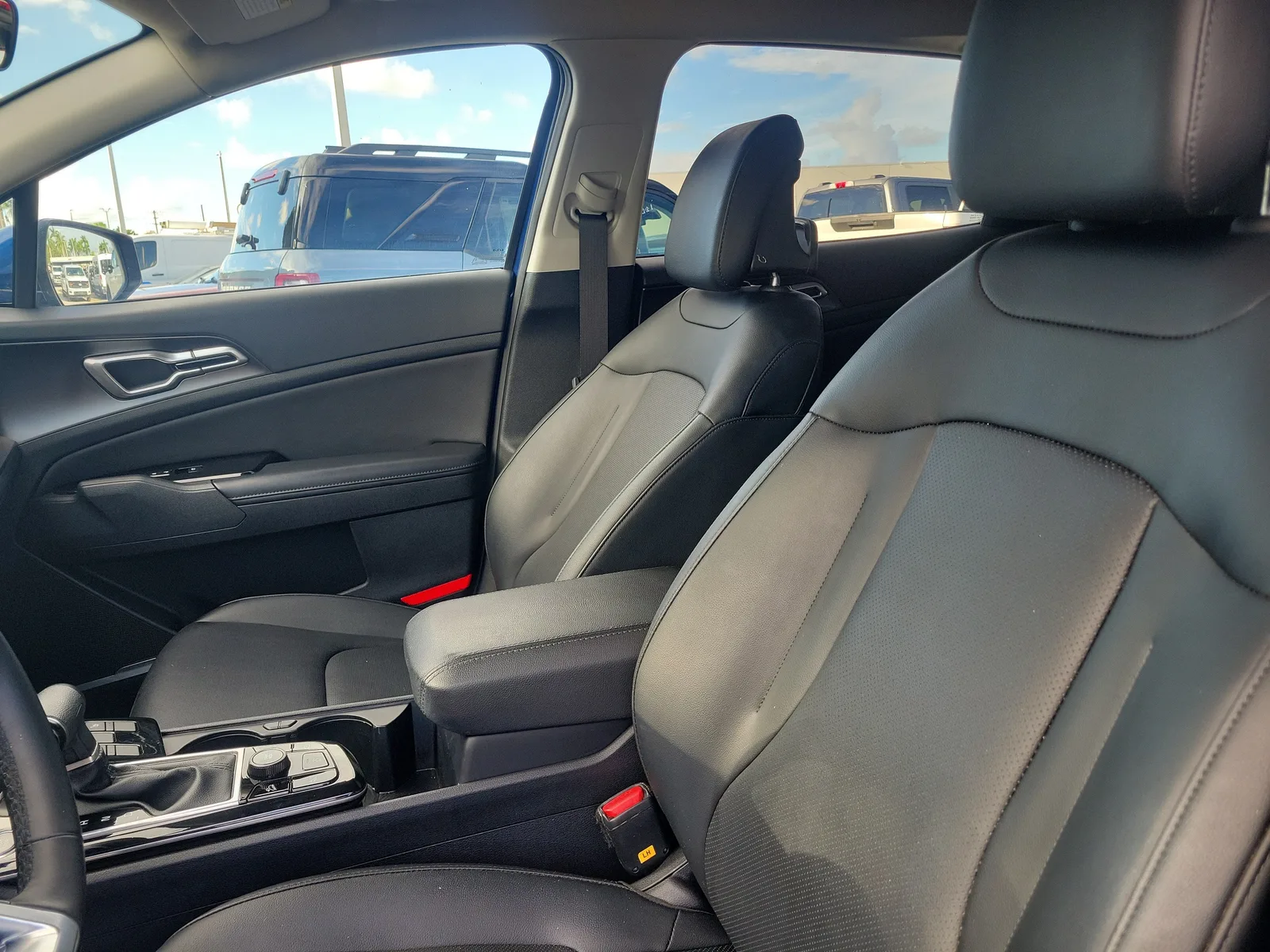 2023 Kia Sportage EX photo 20