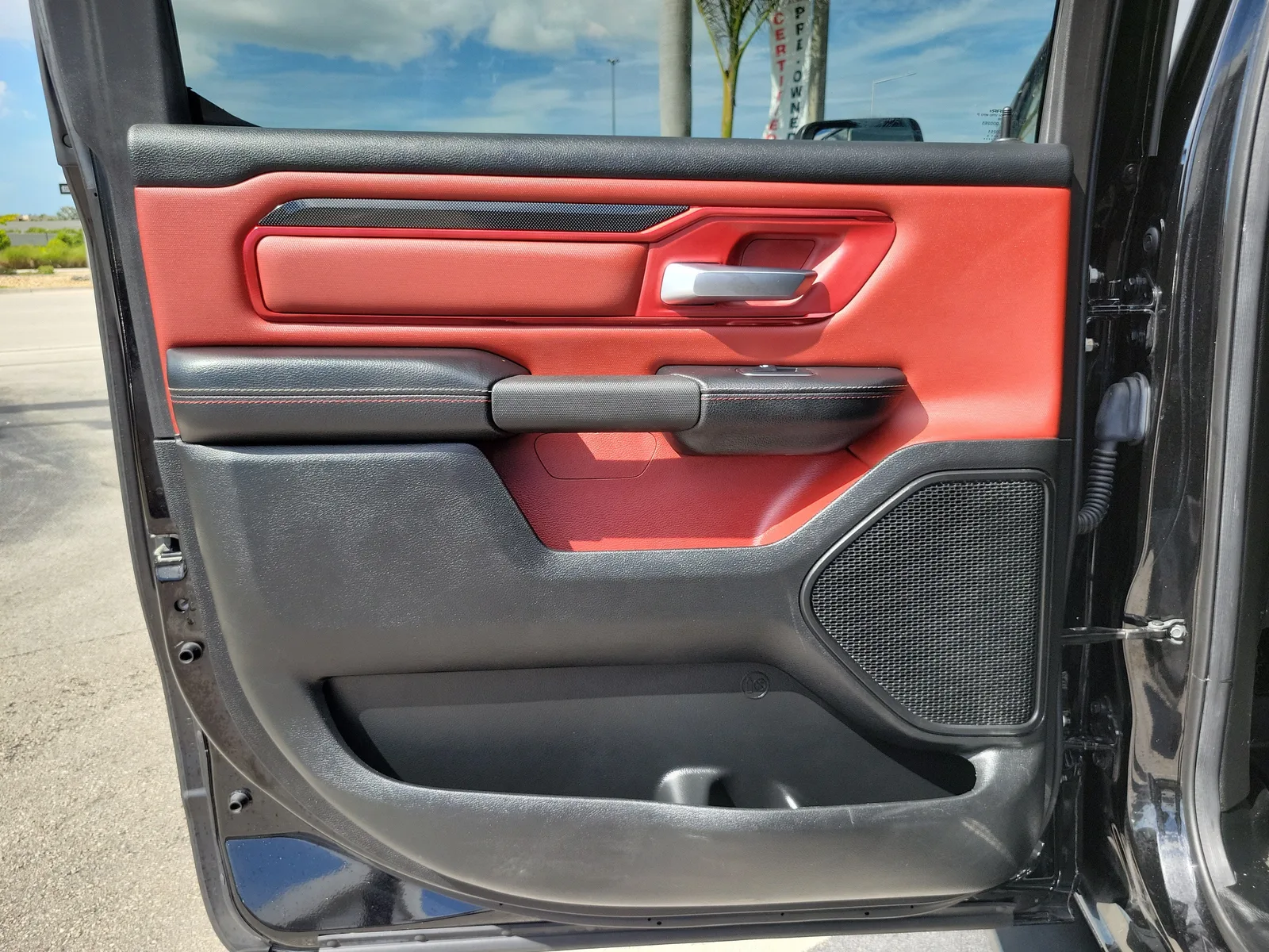 2019 RAM 1500 Rebel photo 28